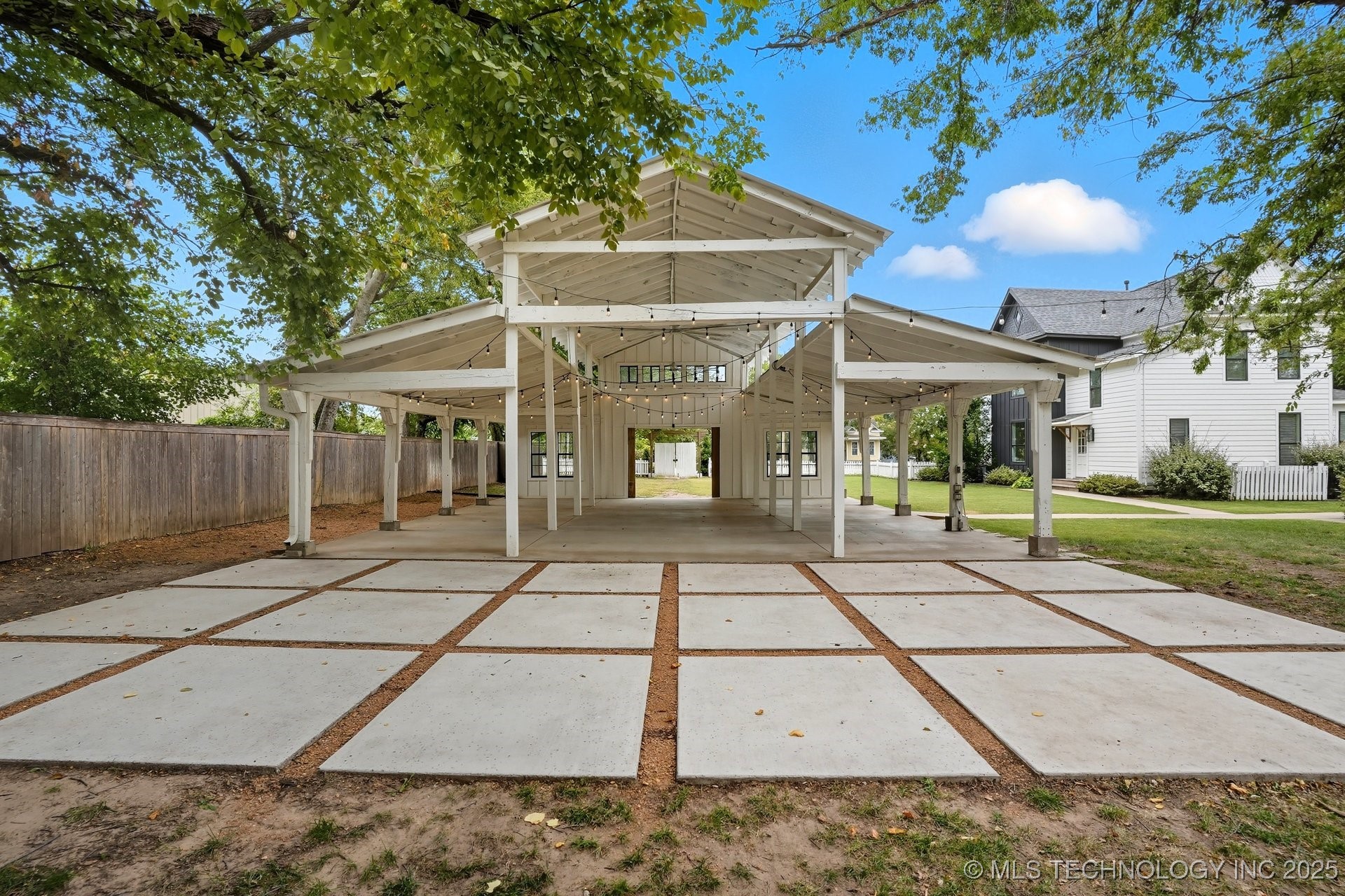 924 S Main Street Property Photo 85