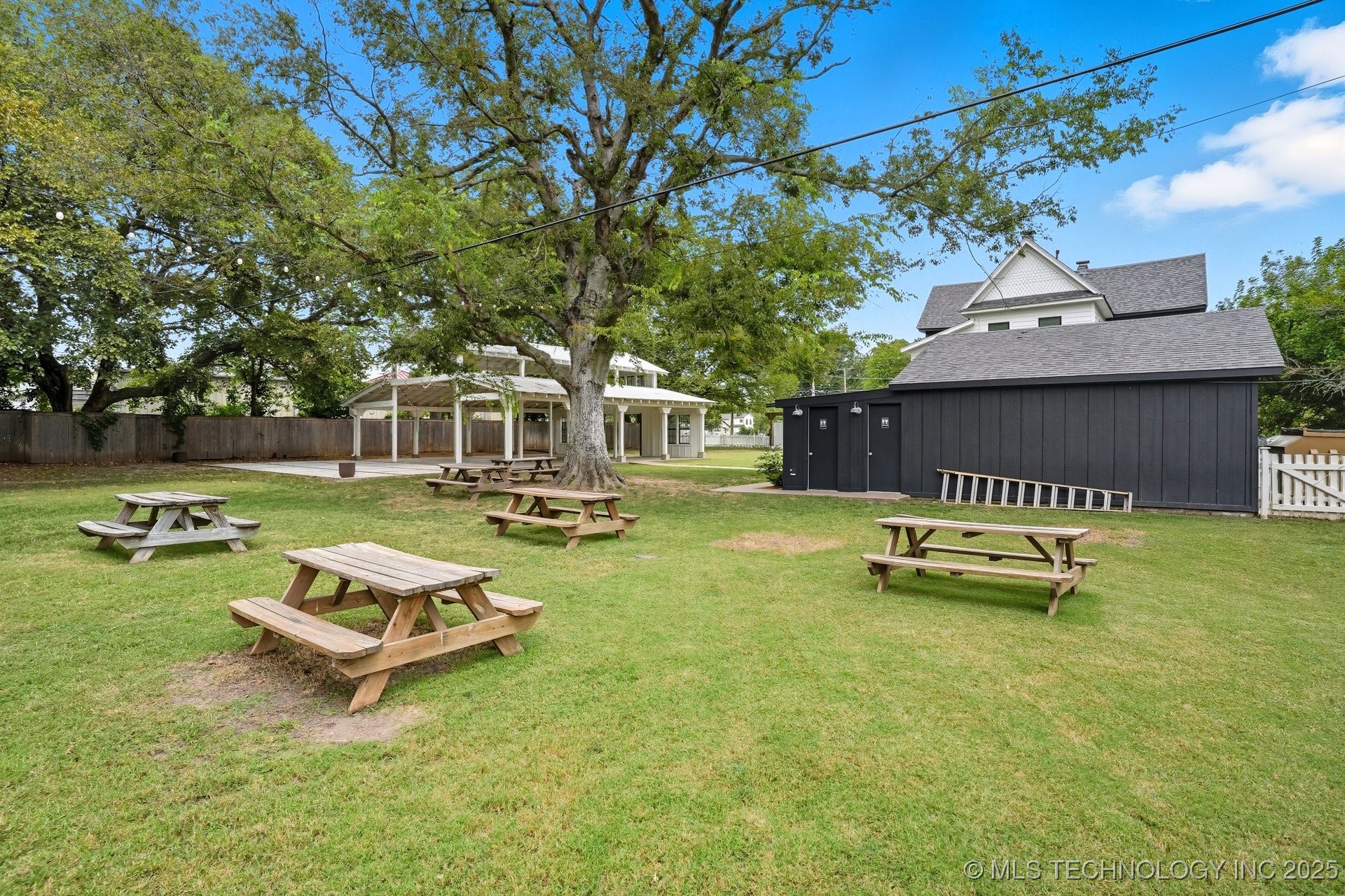 924 S Main Street Property Photo 92