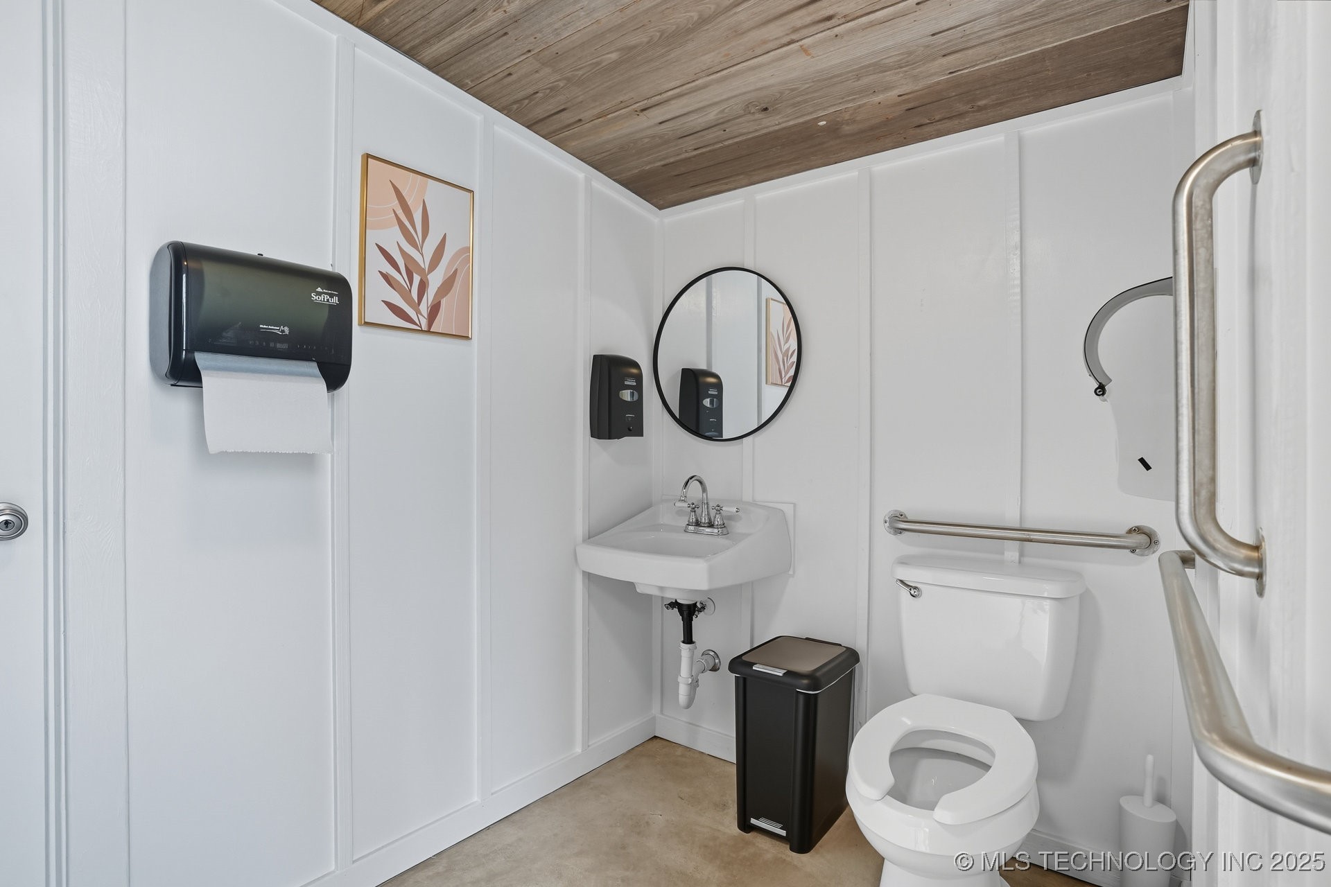 924 S Main Street Property Photo 99