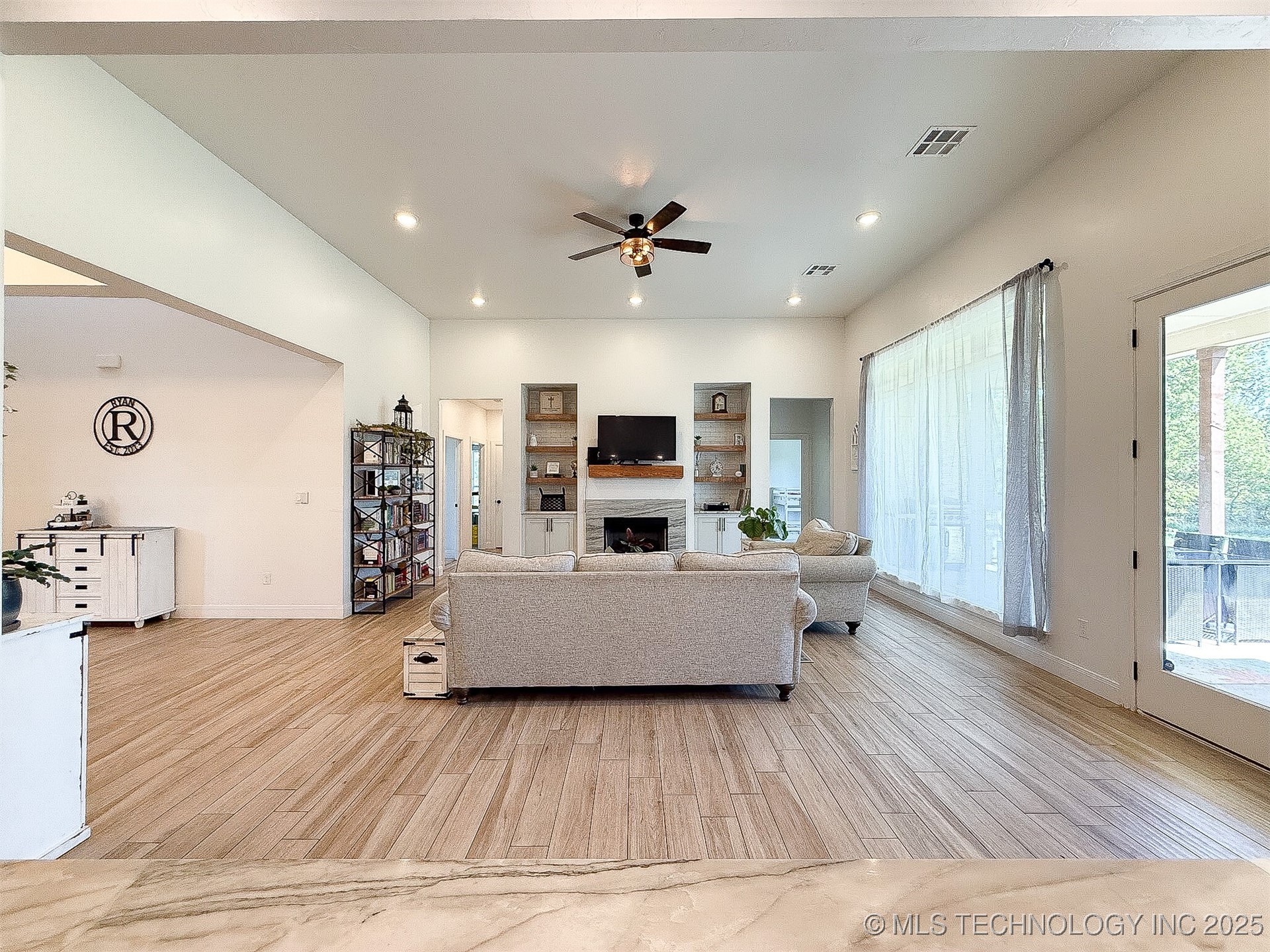 1429 Cedar Ridge Property Photo 18