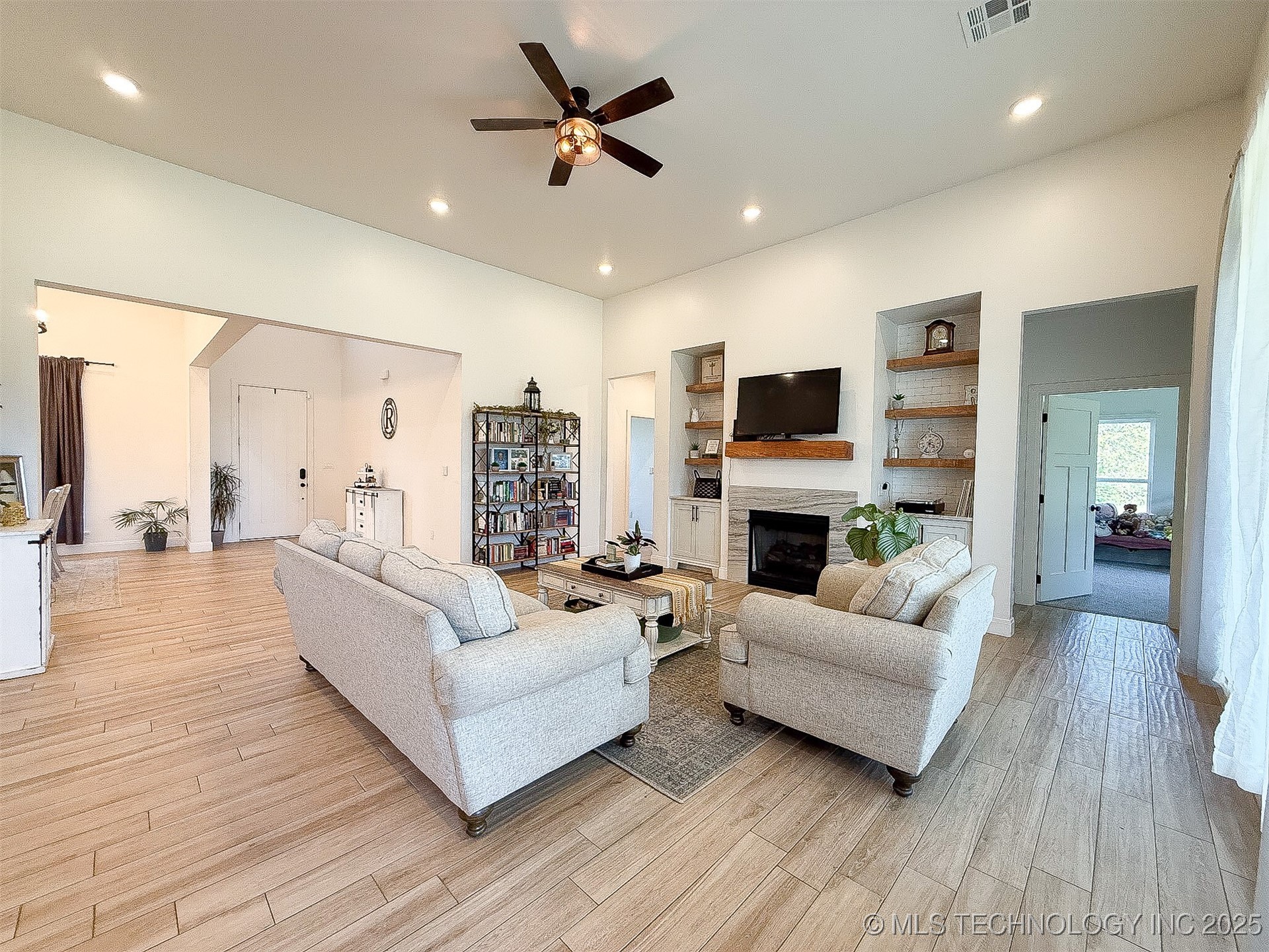 1429 Cedar Ridge Property Photo 28