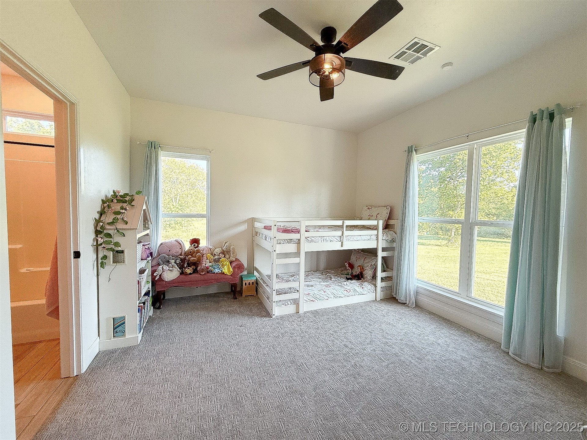 1429 Cedar Ridge Property Photo 29