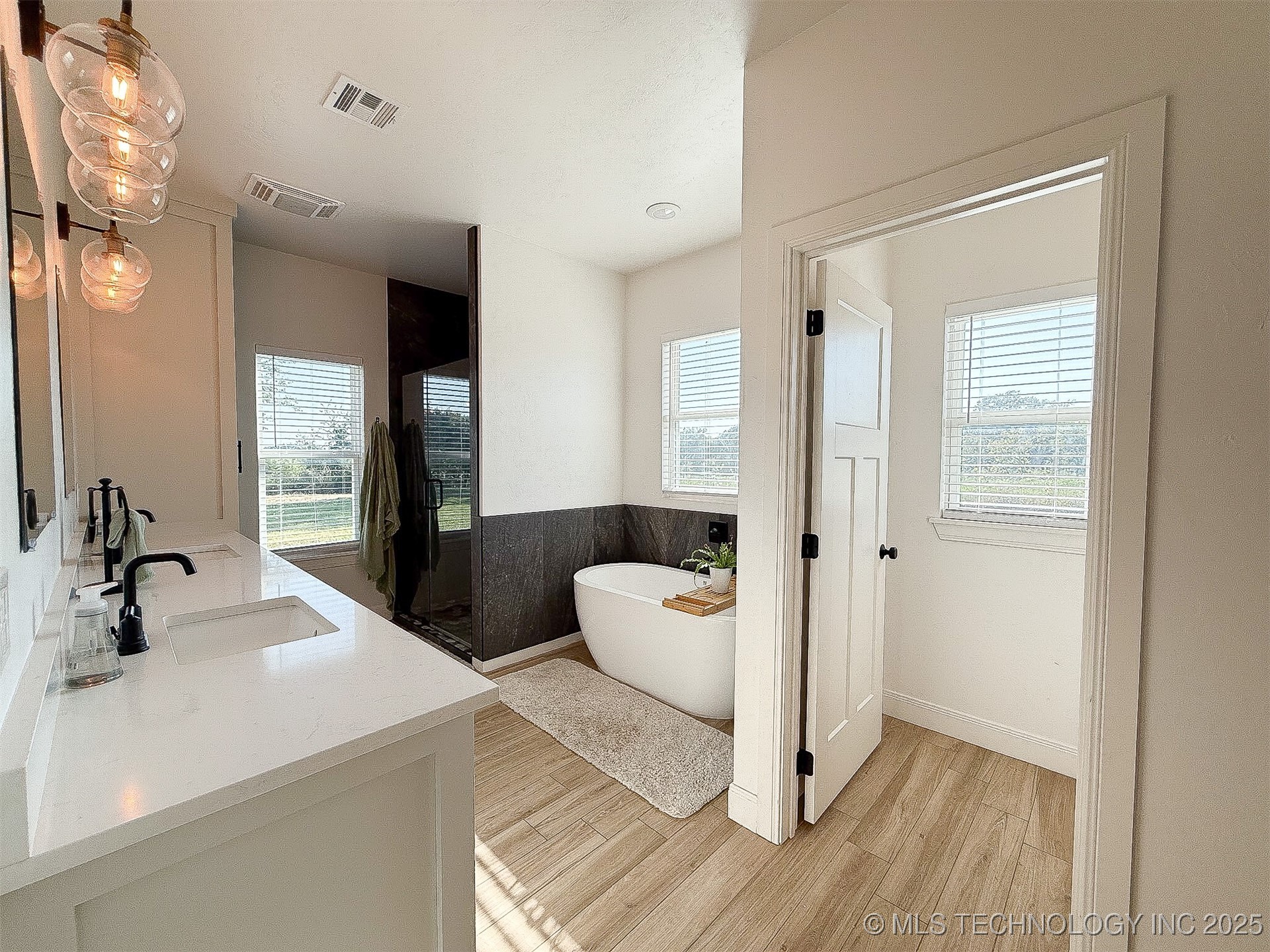 1429 Cedar Ridge Property Photo 36