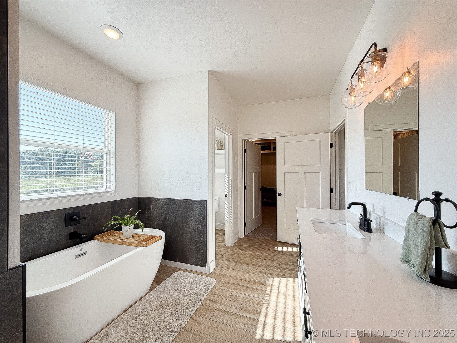 1429 Cedar Ridge Property Photo 38