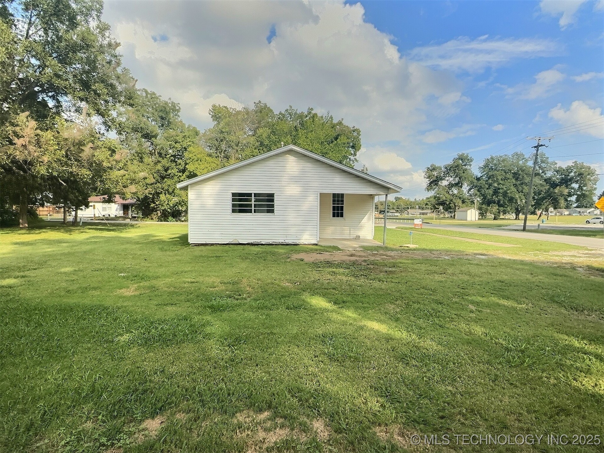 724 S Haynie Street Property Photo 2