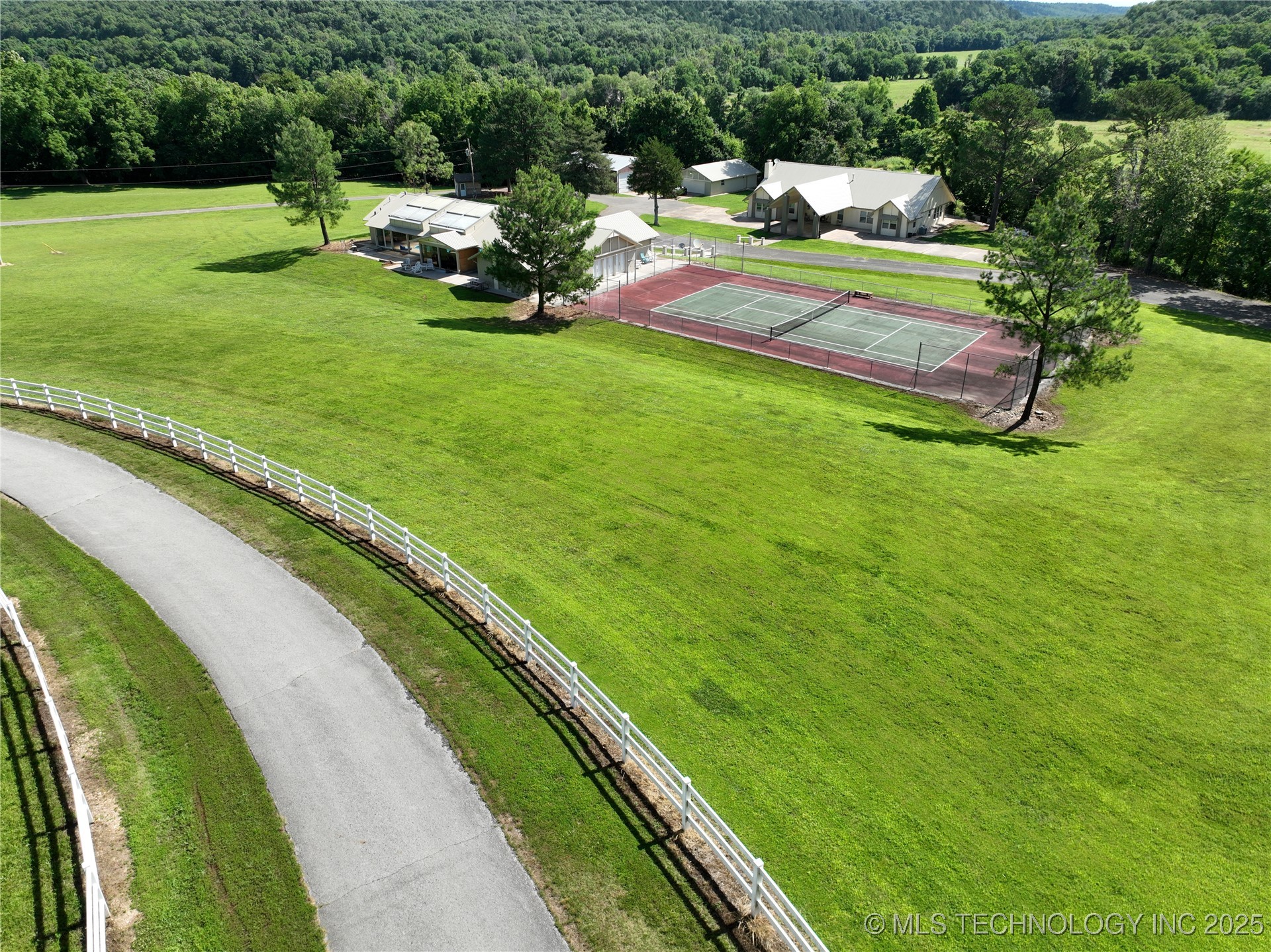 4100 N 430 Road Property Photo 9