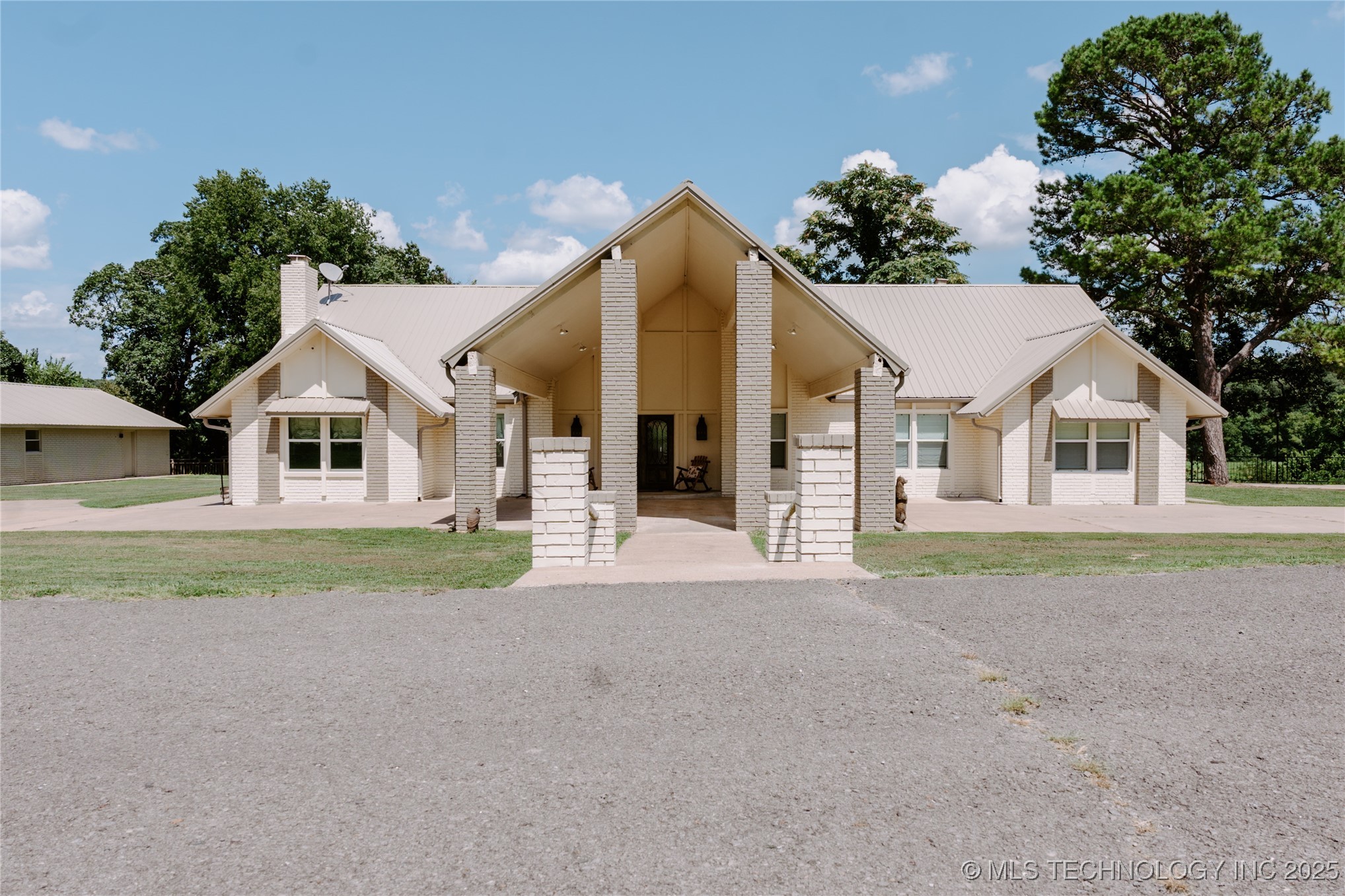 4100 N 430 Road Property Photo 33