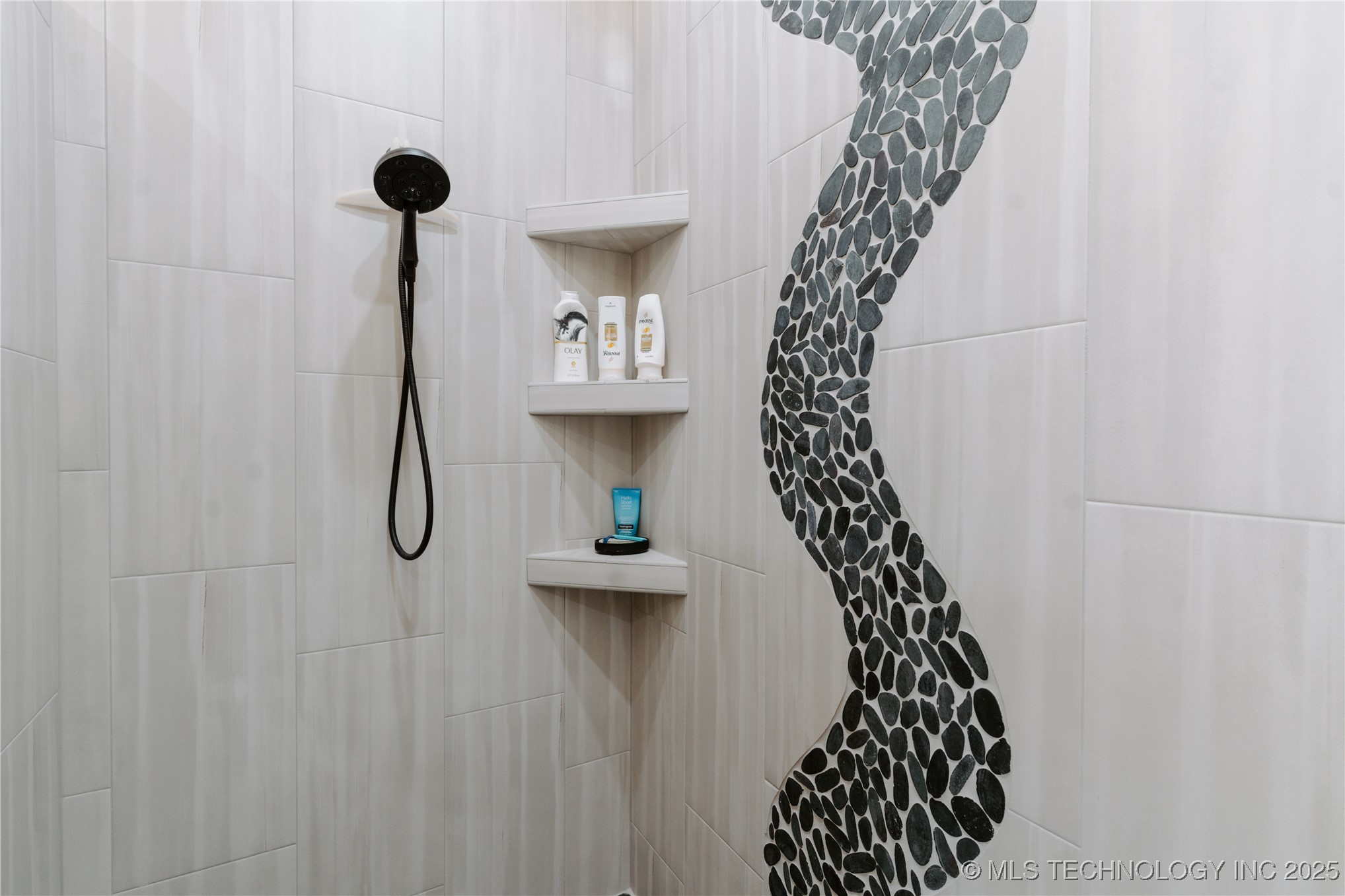 4100 N 430 Road Property Photo 59