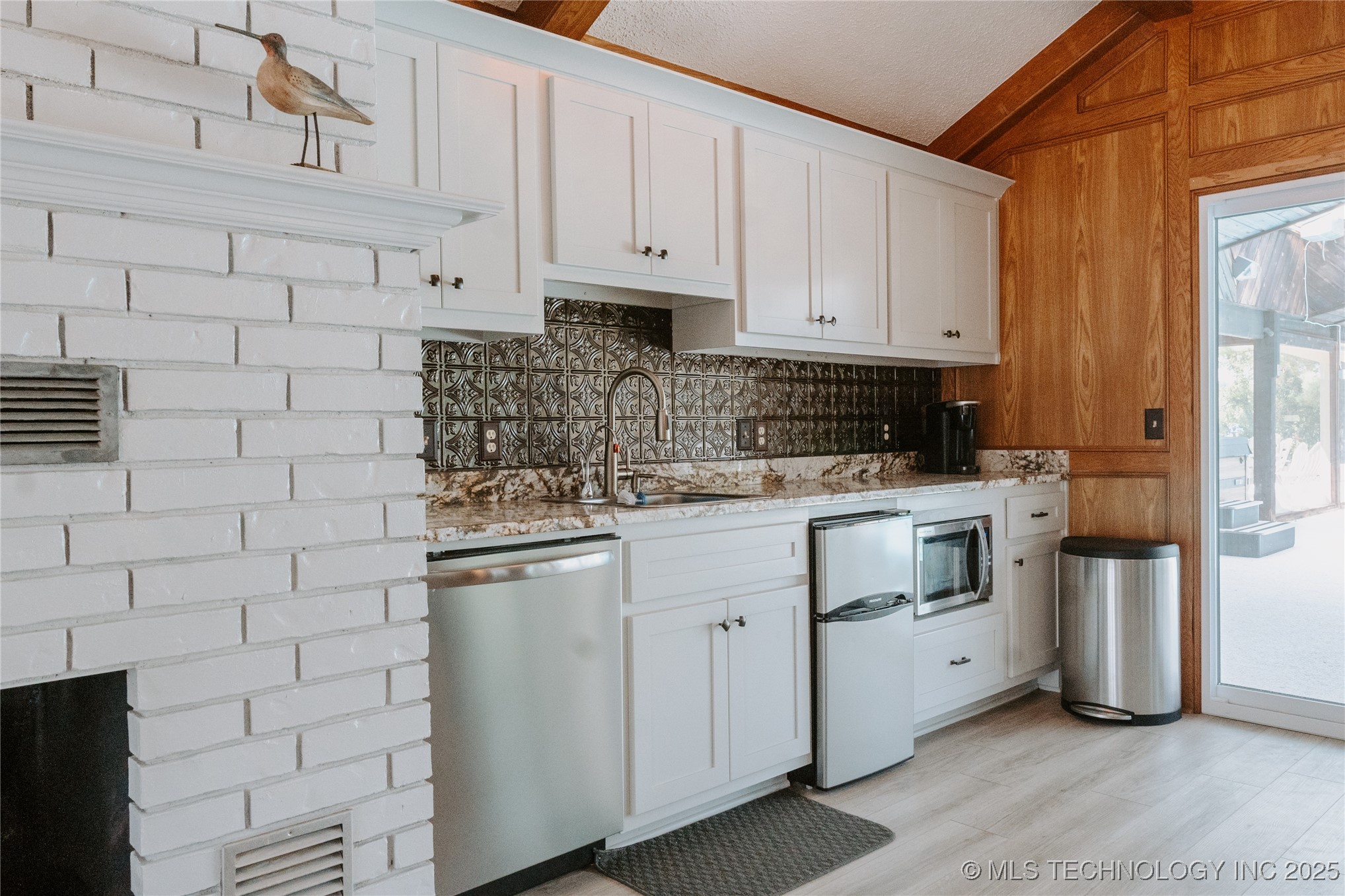 4100 N 430 Road Property Photo 75