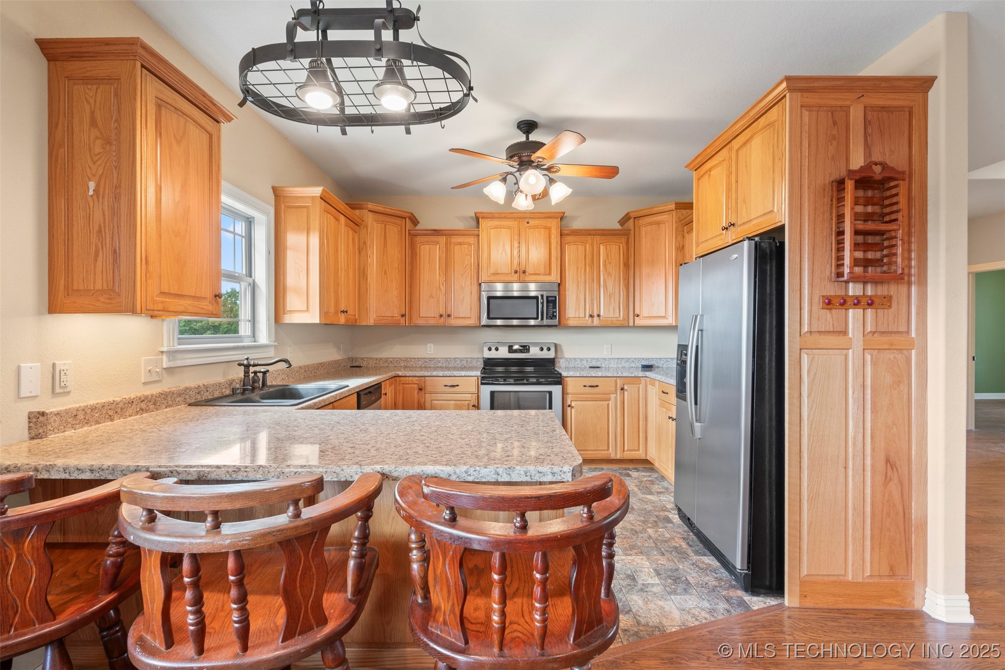 469734 E 660 Road Property Photo 14