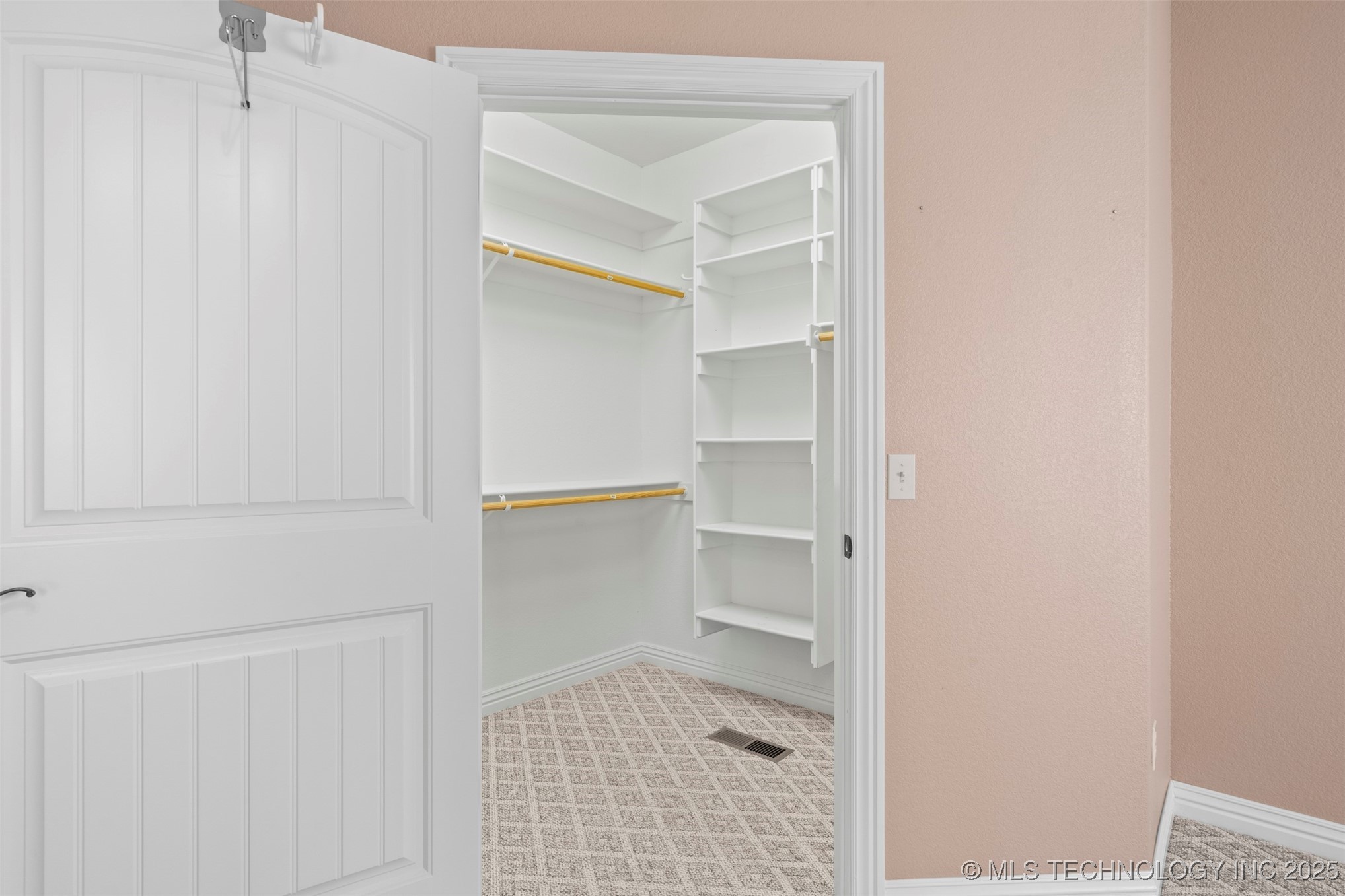 469734 E 660 Road Property Photo 19