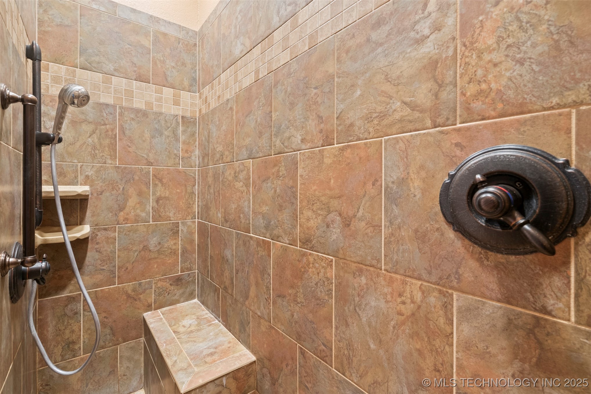 469734 E 660 Road Property Photo 23