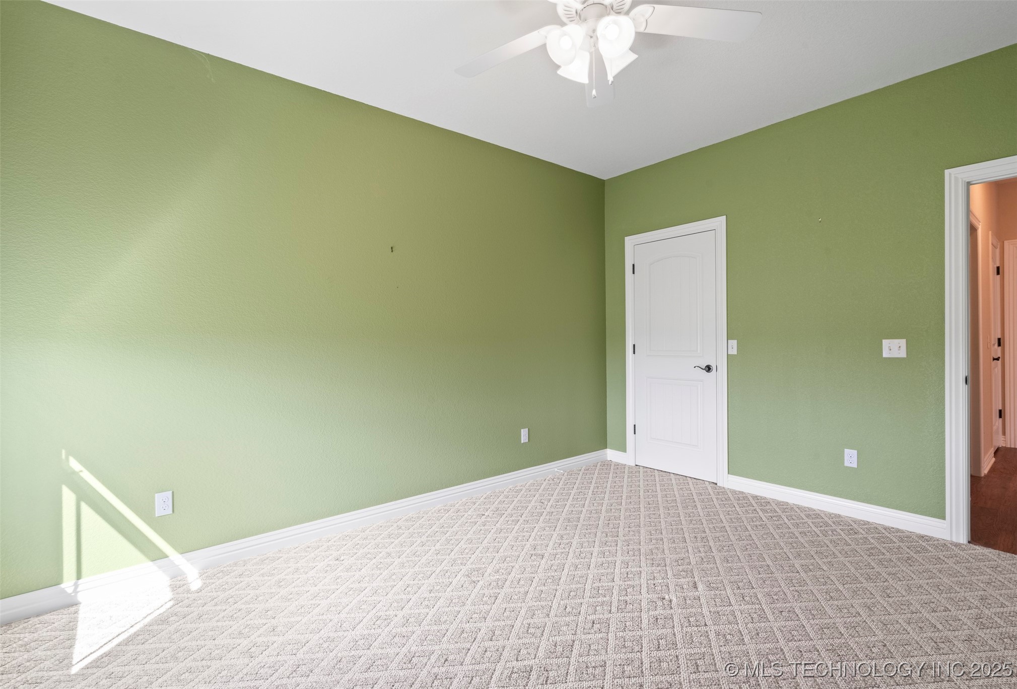 469734 E 660 Road Property Photo 27