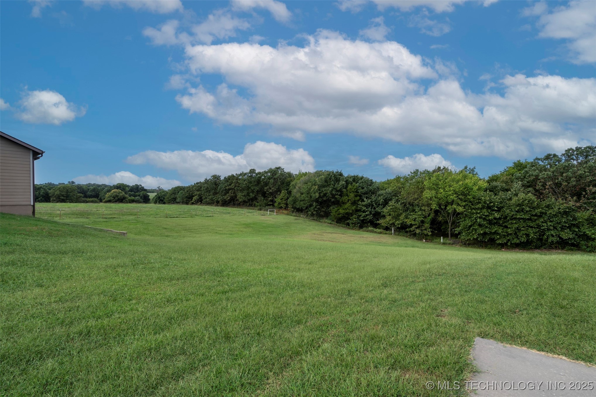 469734 E 660 Road Property Photo 36