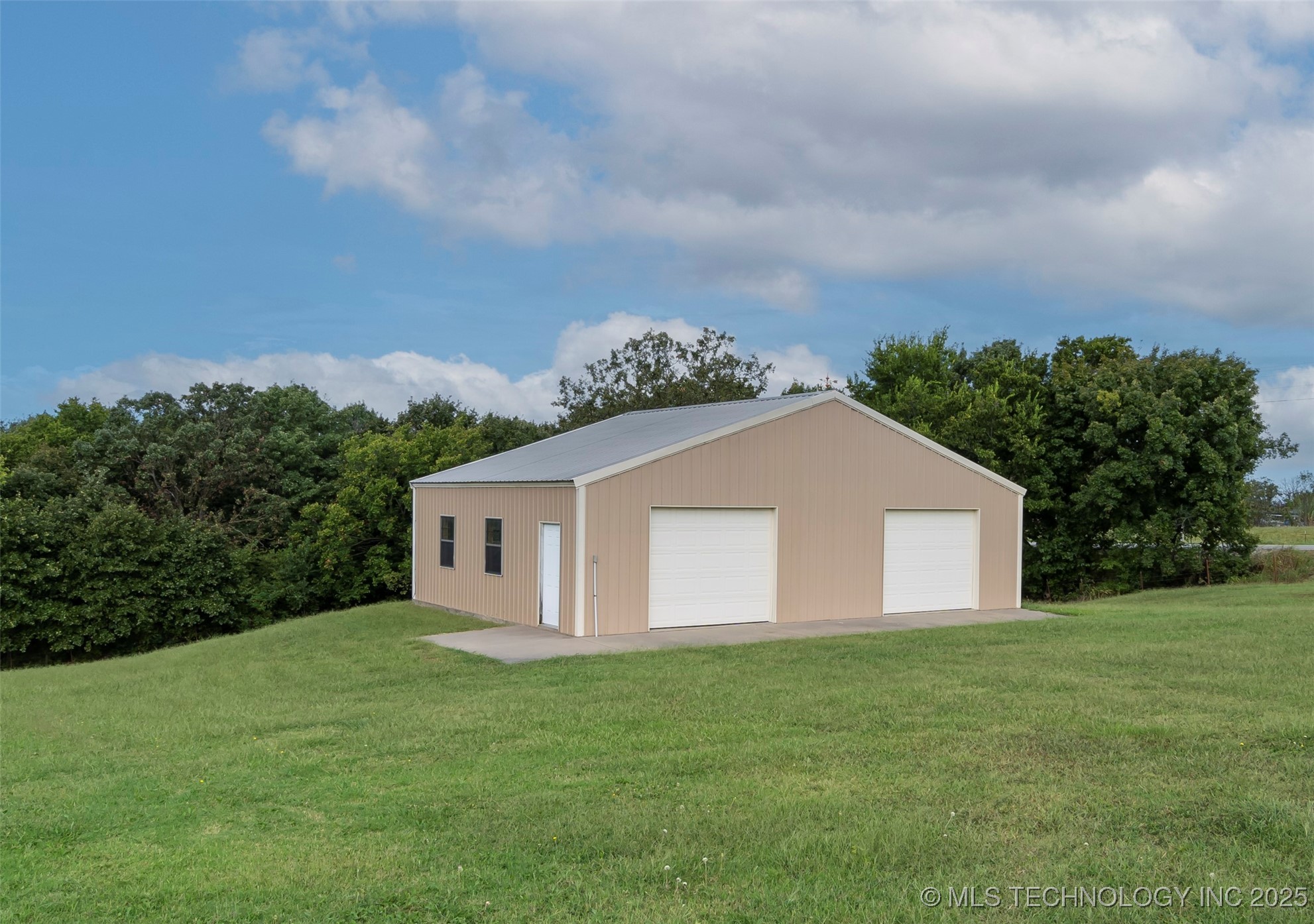 469734 E 660 Road Property Photo 37