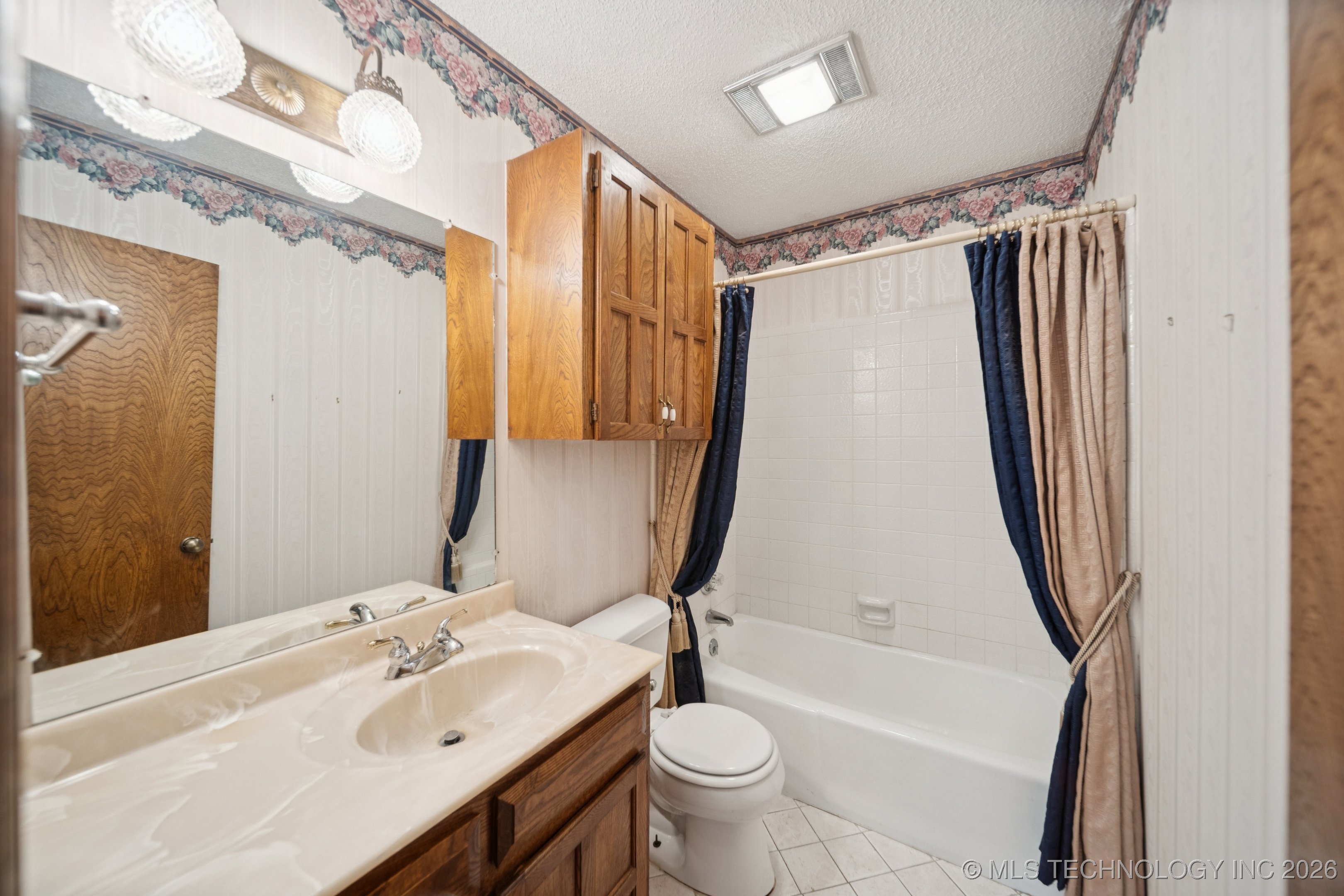 24107 E Sisemore Street Property Photo 24