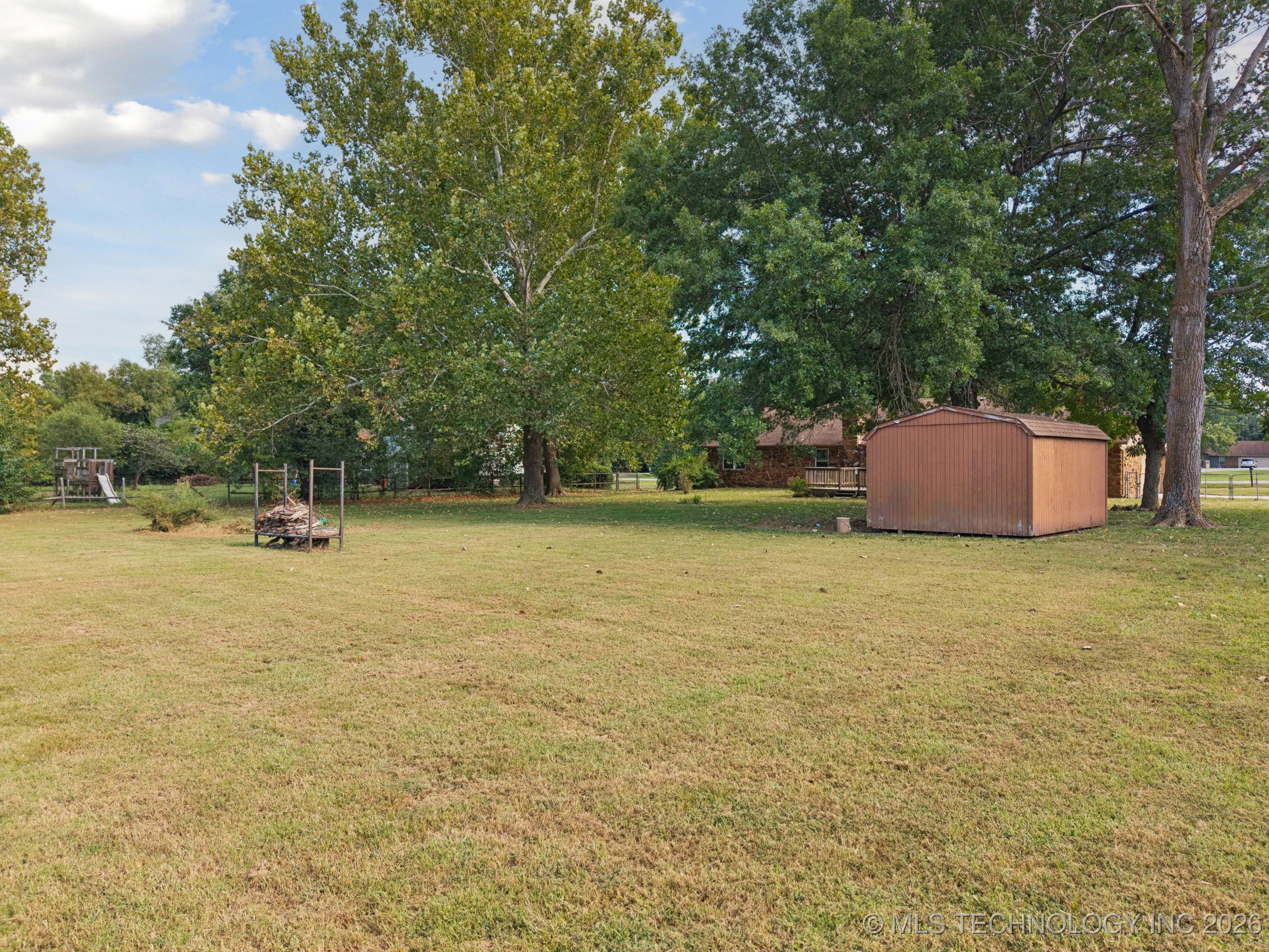 24107 E Sisemore Street Property Photo 34