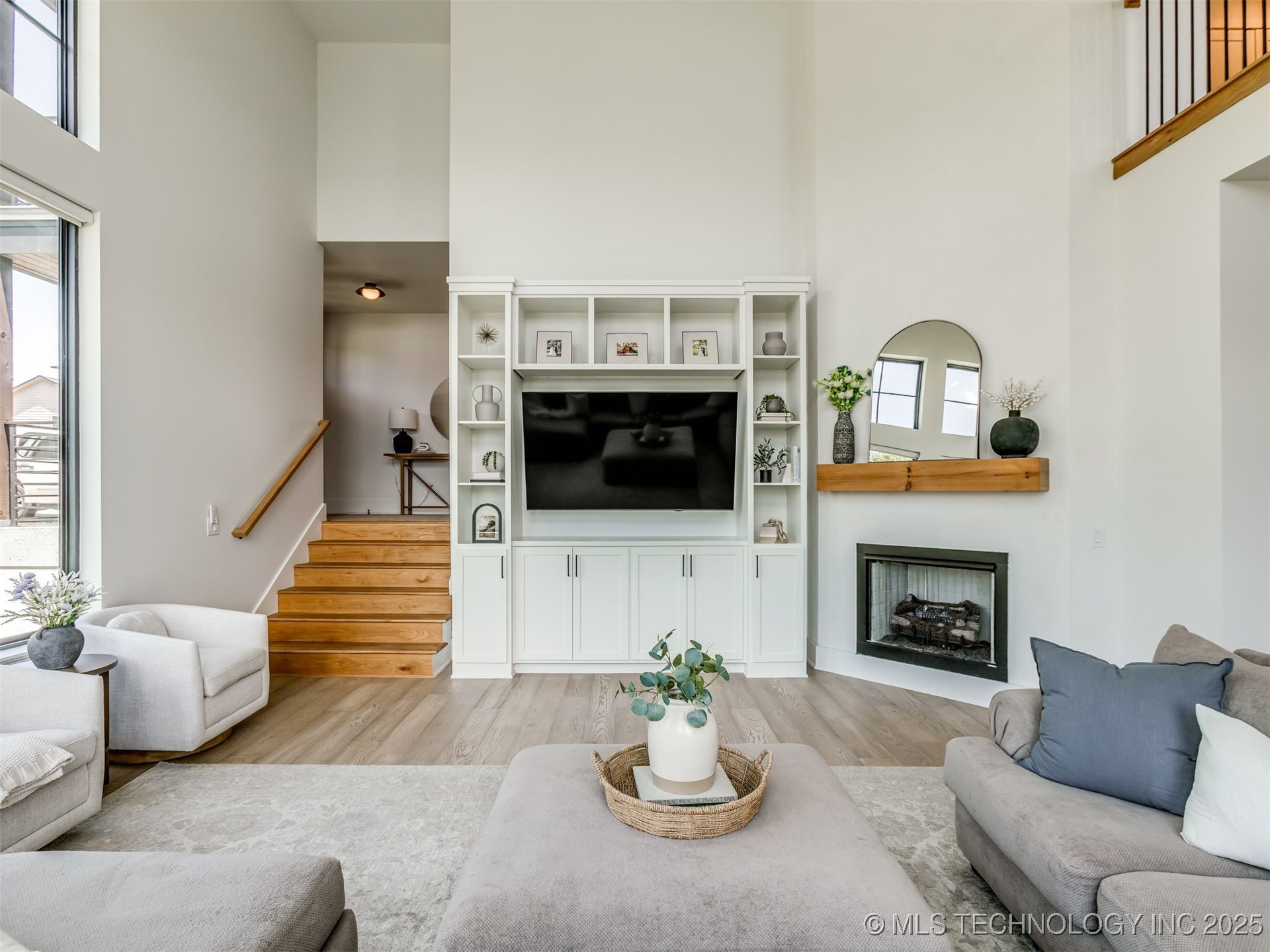 9352 Scenic Bluff Avenue Property Photo 8