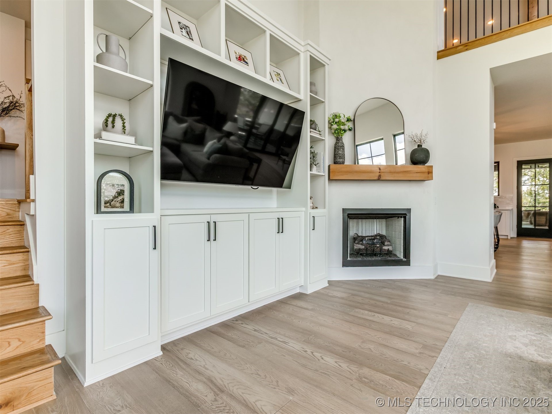 9352 Scenic Bluff Avenue Property Photo 9