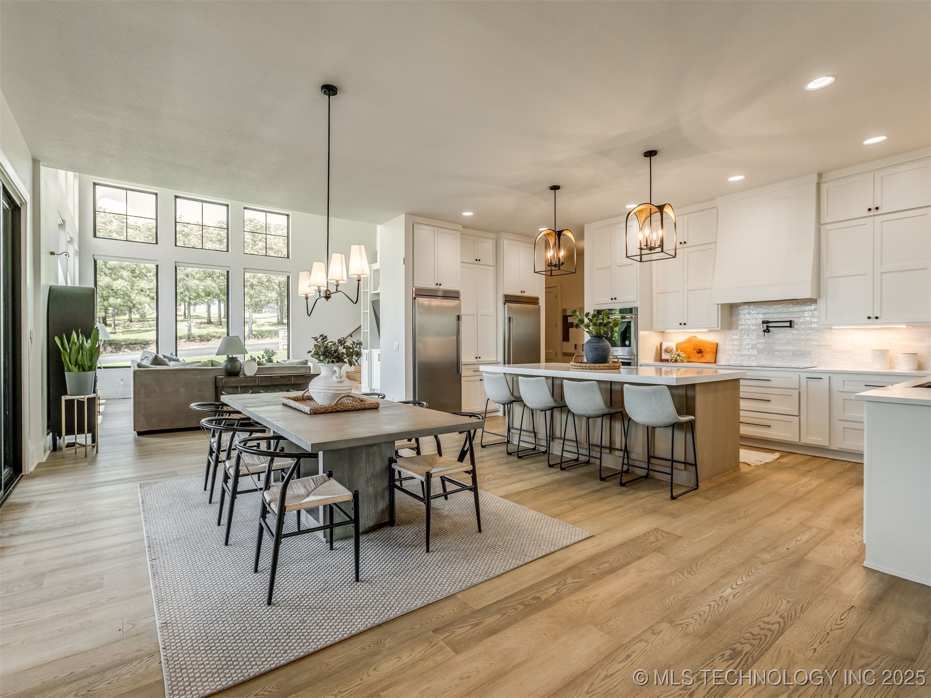 9352 Scenic Bluff Avenue Property Photo 11