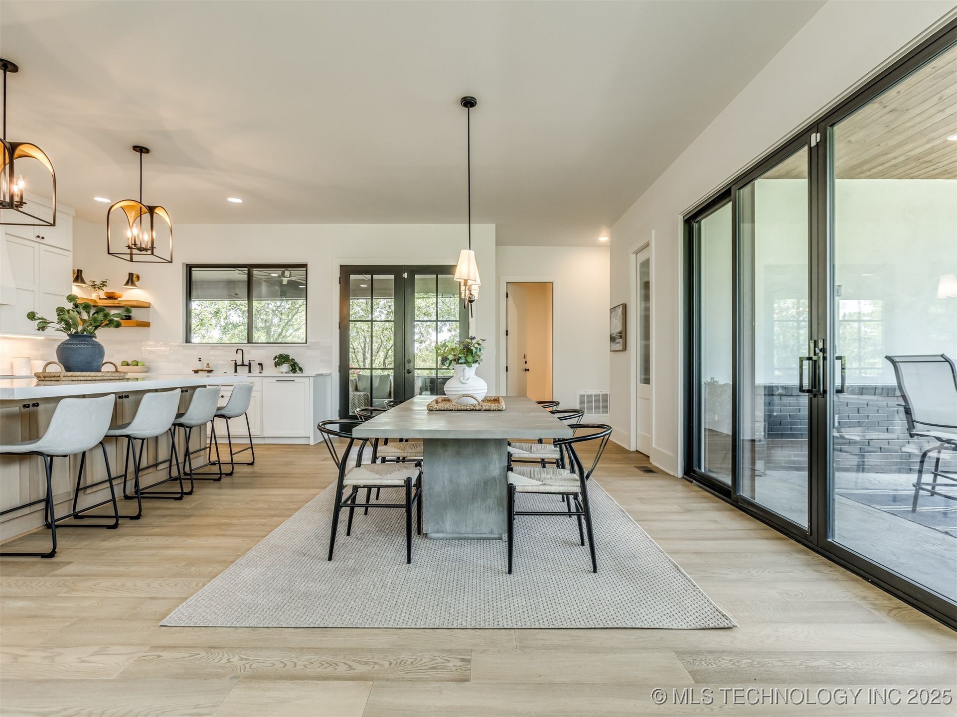 9352 Scenic Bluff Avenue Property Photo 19