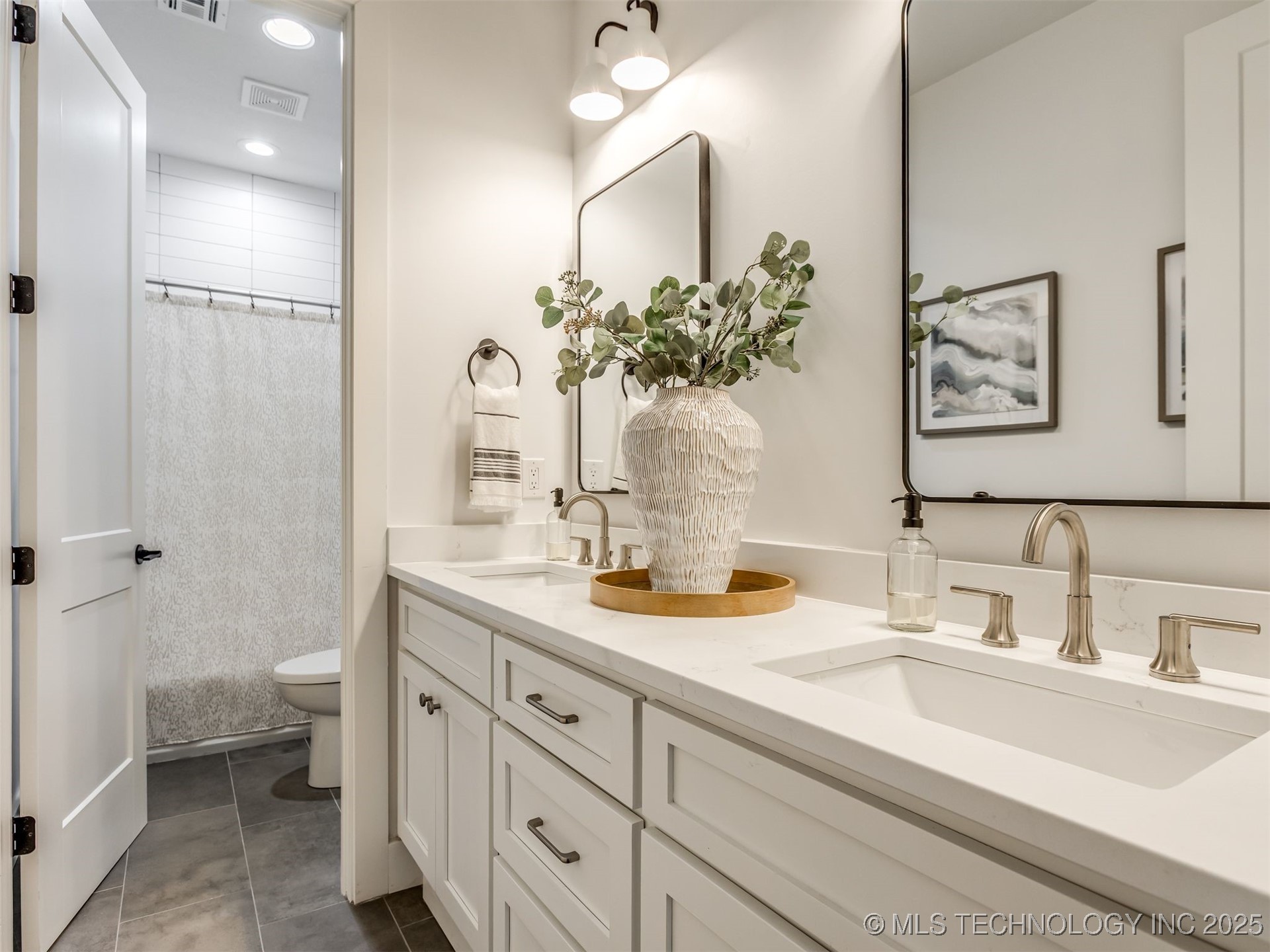 9352 Scenic Bluff Avenue Property Photo 48