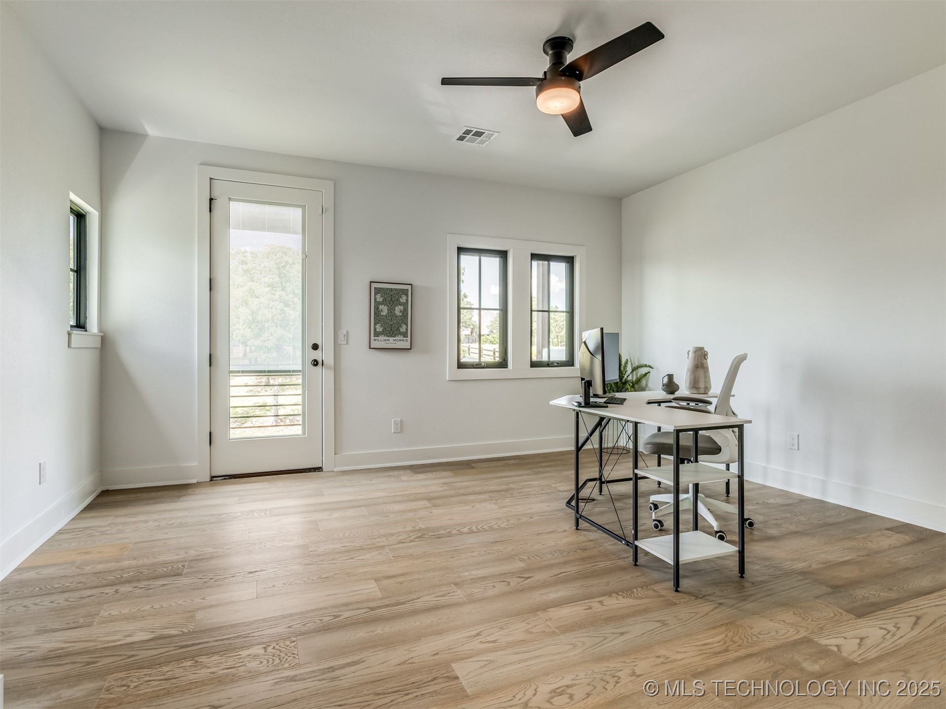 9352 Scenic Bluff Avenue Property Photo 56