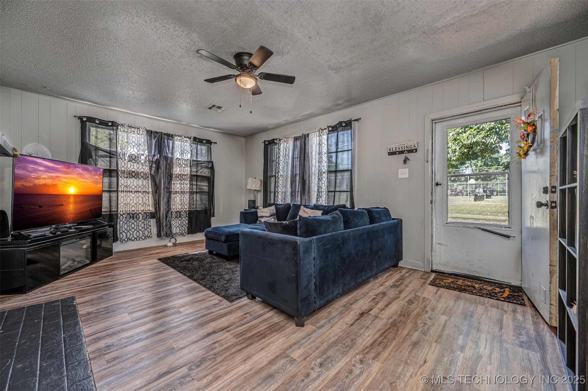 906 B Street Nw Property Photo 4