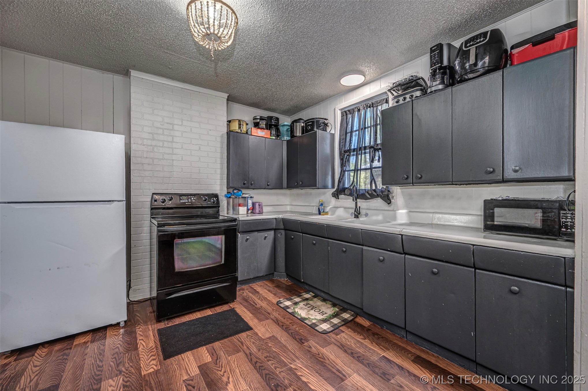 906 B Street Nw Property Photo 8