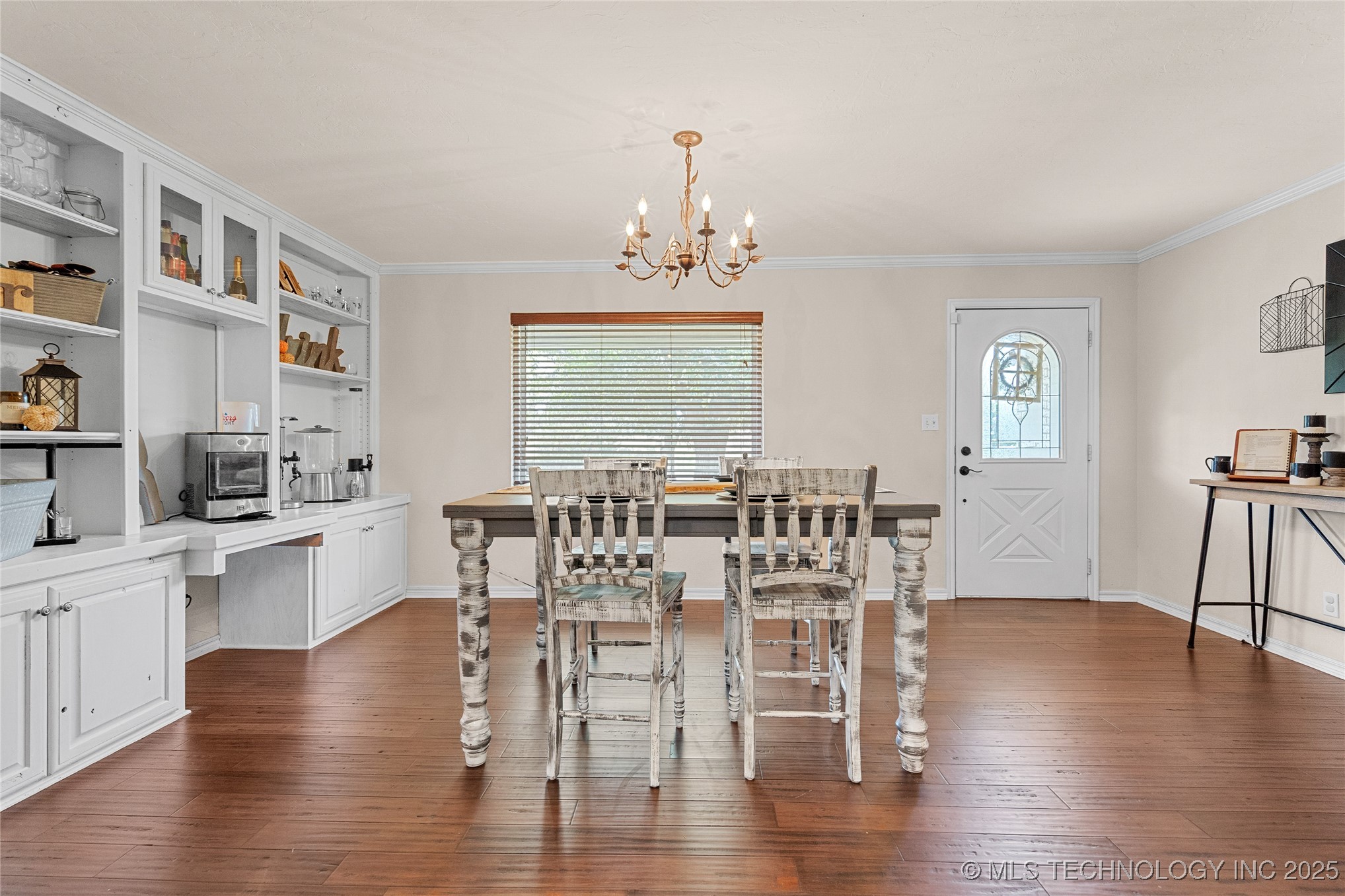 10887 Allen Road Property Photo 5