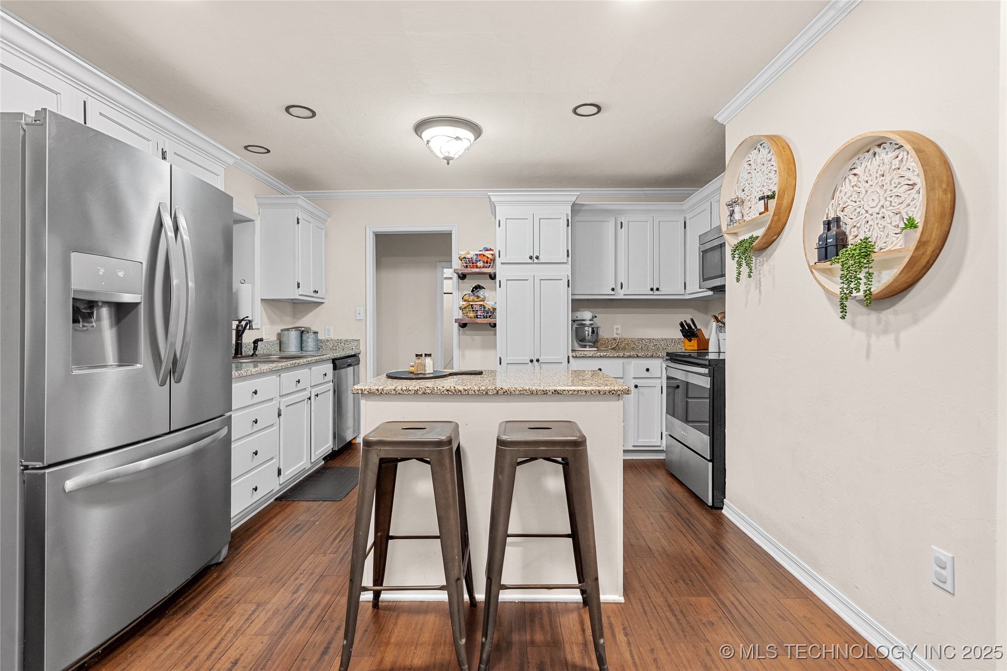 10887 Allen Road Property Photo 7