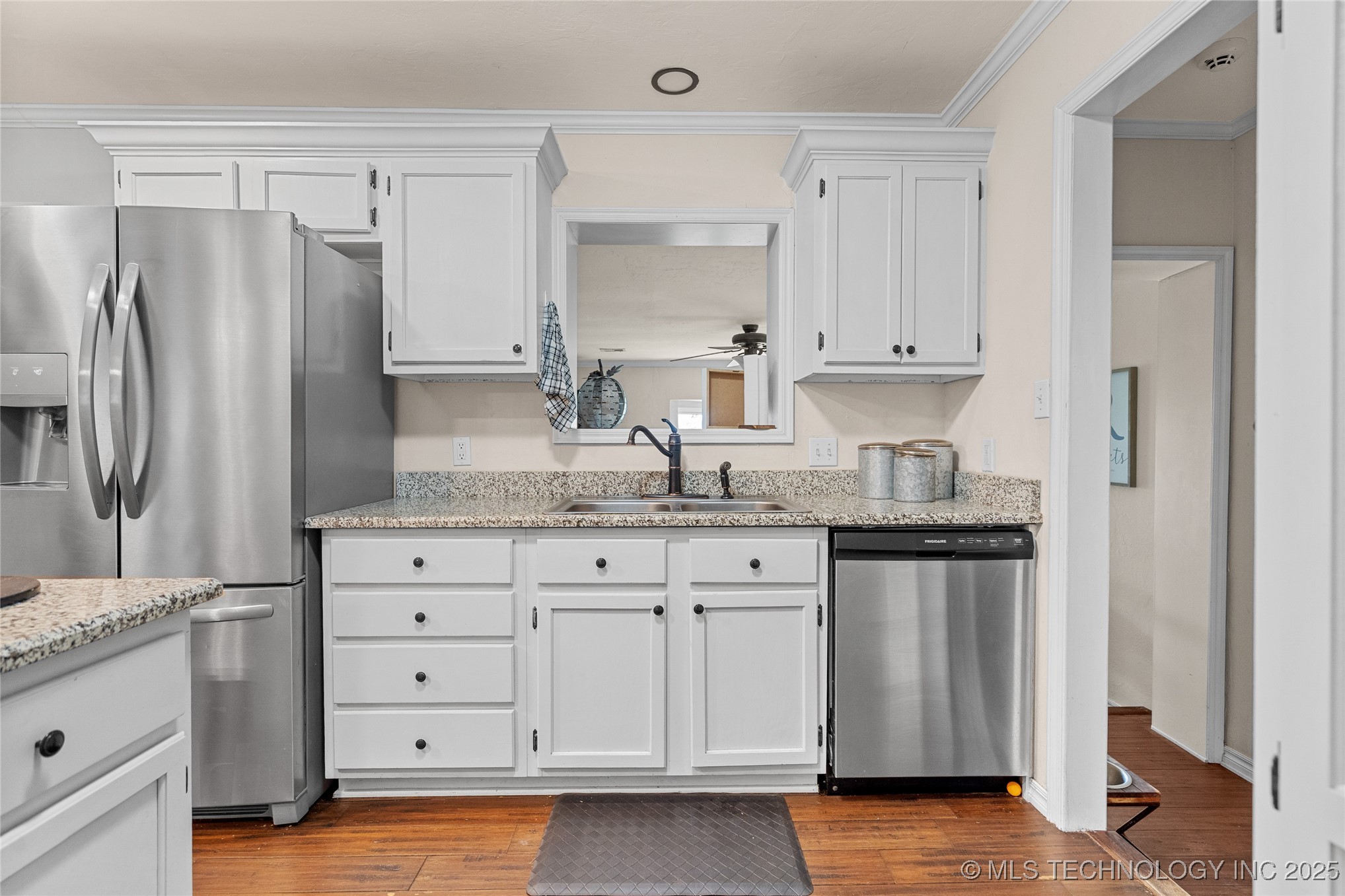 10887 Allen Road Property Photo 9