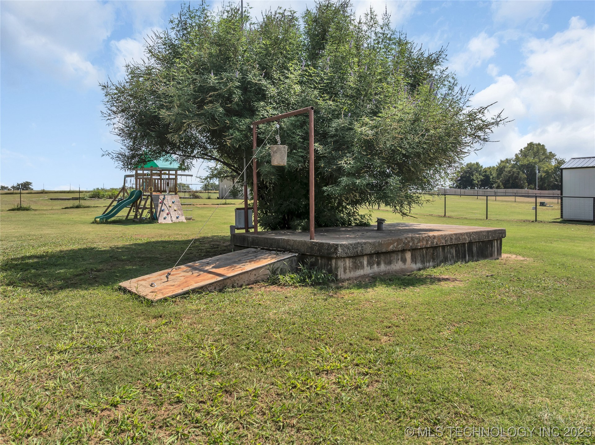 10887 Allen Road Property Photo 31