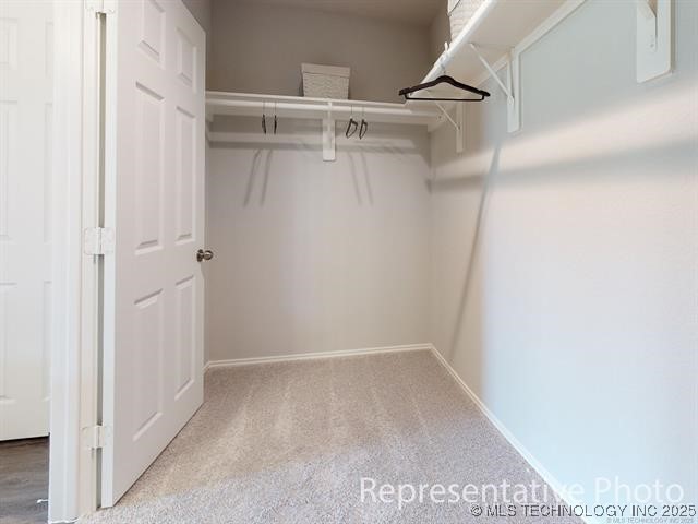 20537 Mckellop Drive Property Photo 11