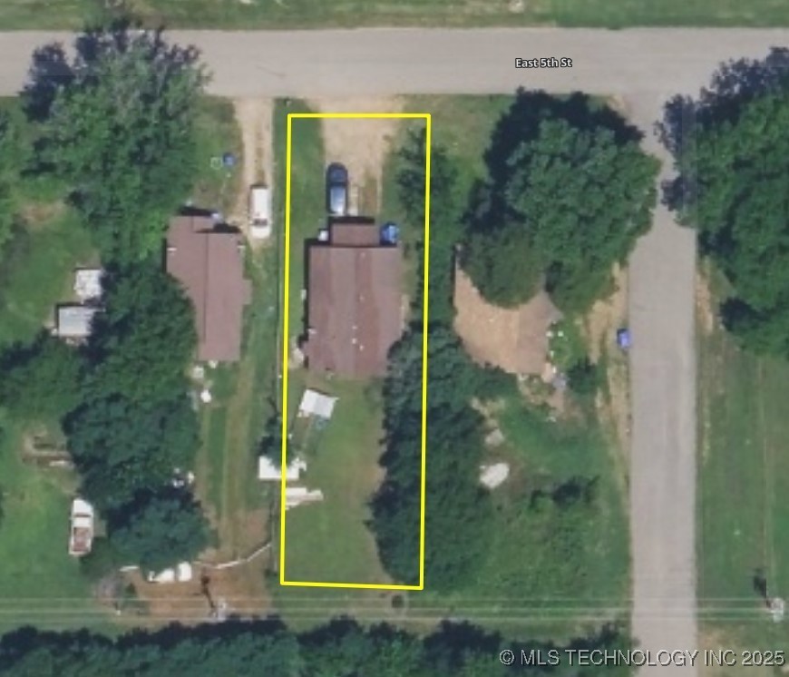 518 E 5th Street Property Photo 6