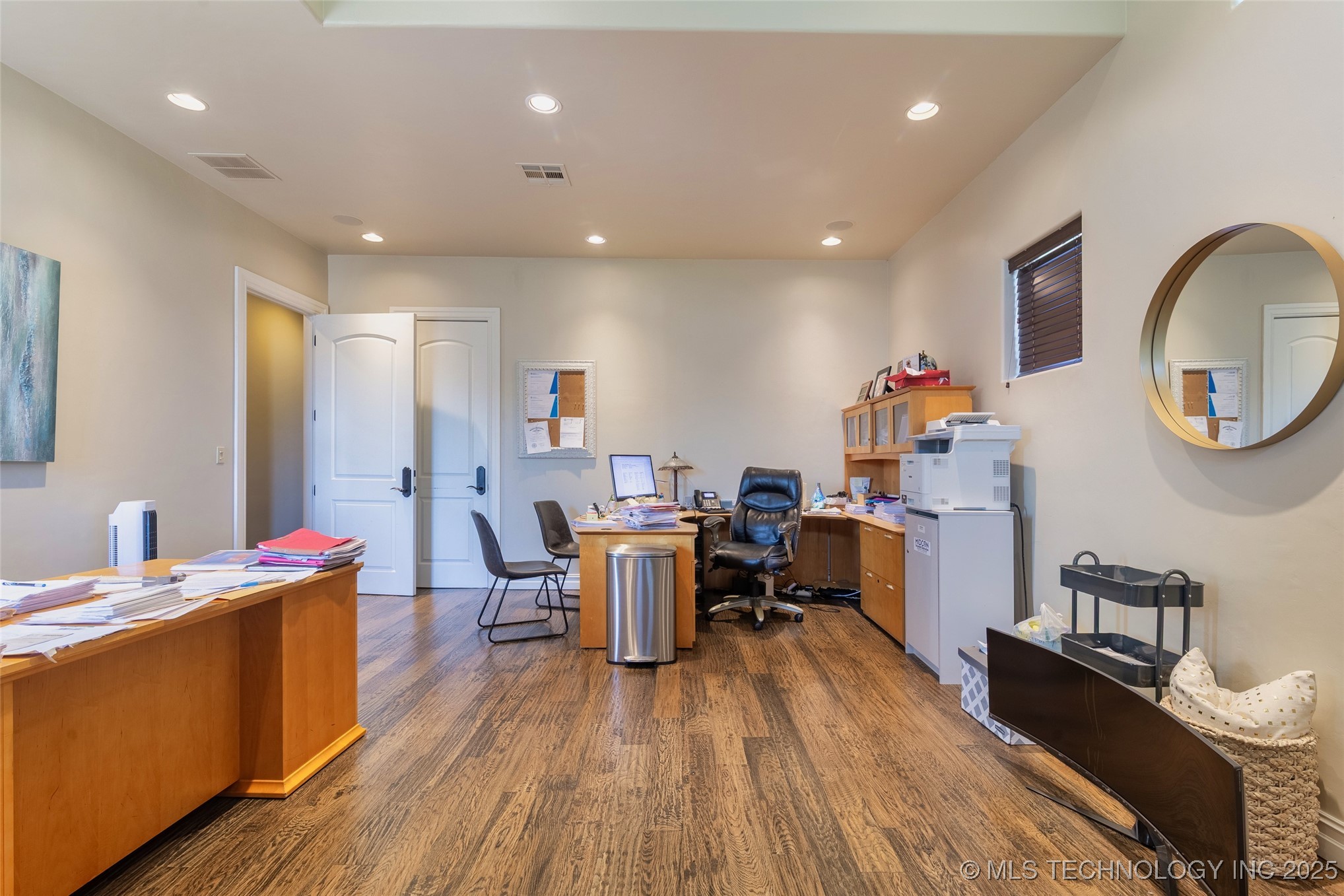 6304 E 102nd Street Property Photo 11