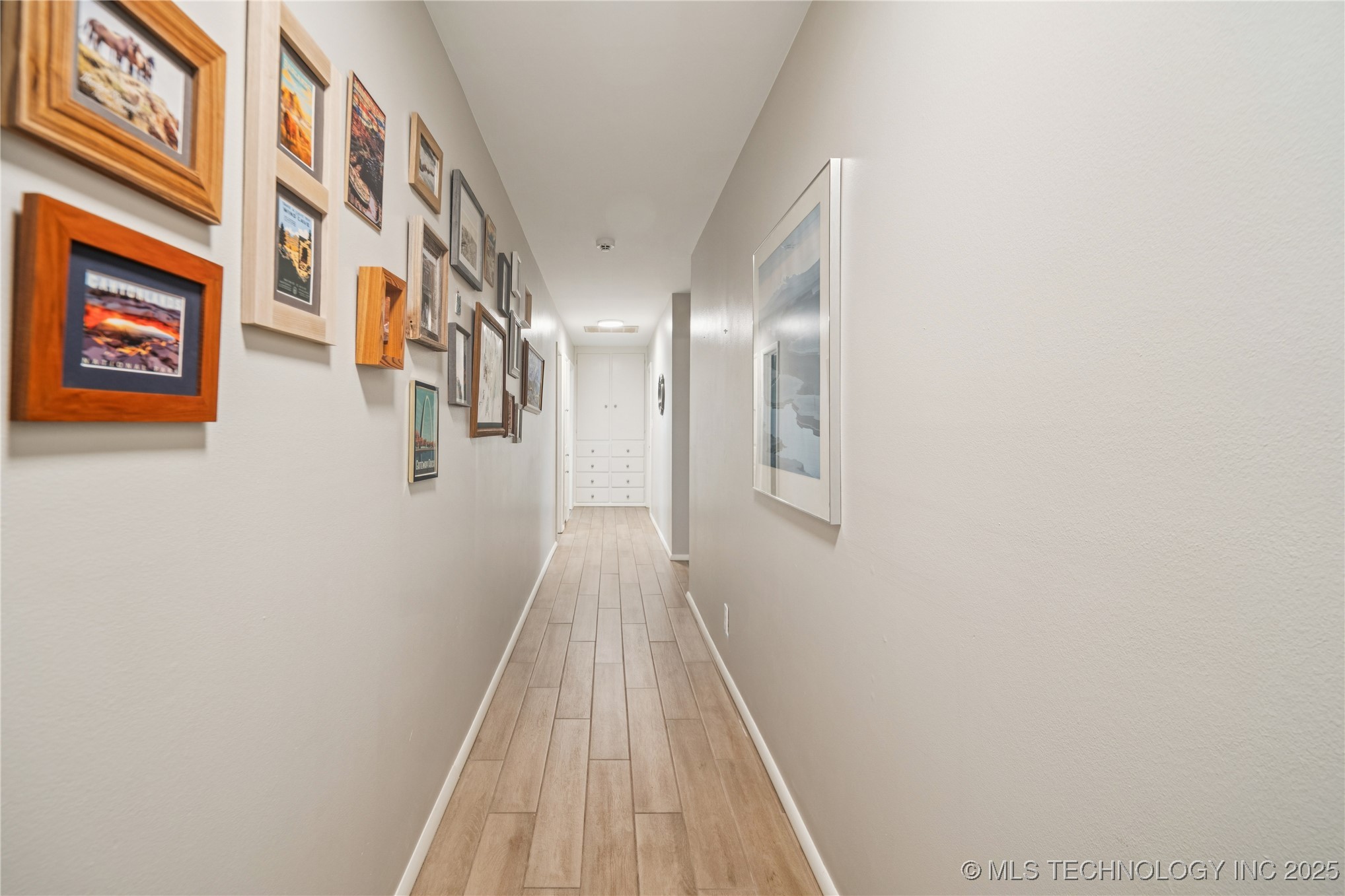 6016 S Irvington Avenue Property Photo 14