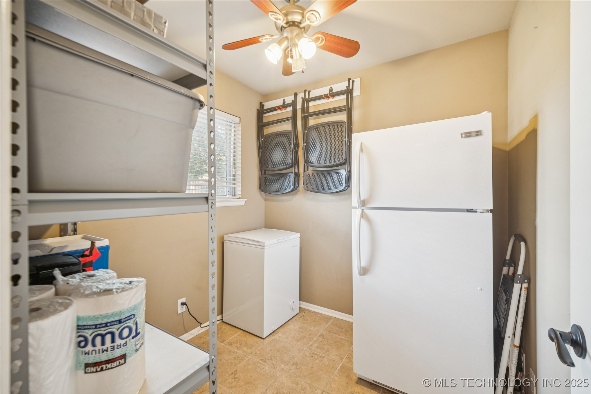 6016 S Irvington Avenue Property Photo 25