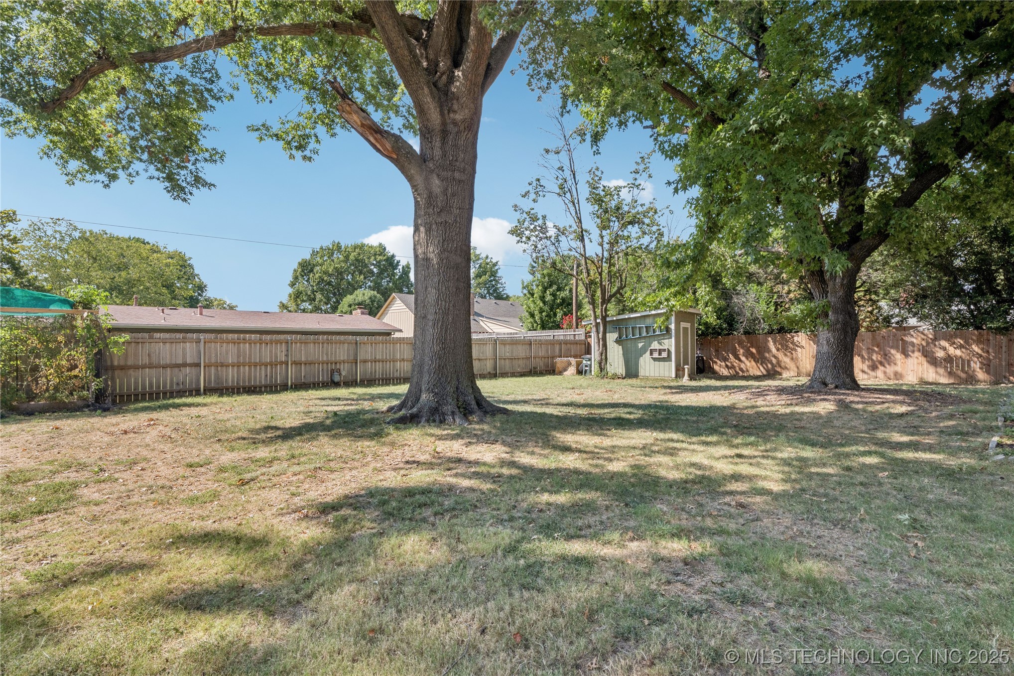 6016 S Irvington Avenue Property Photo 29