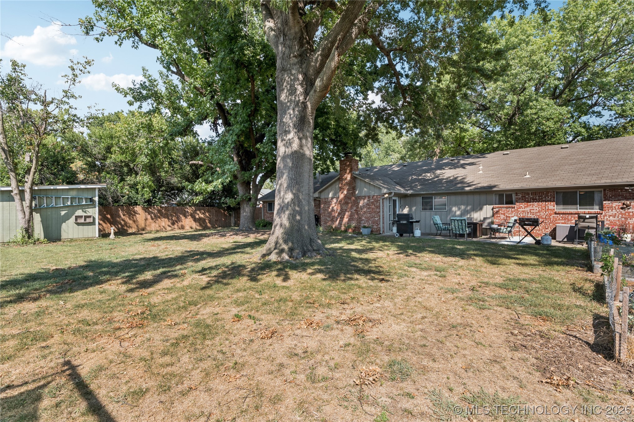 6016 S Irvington Avenue Property Photo 30