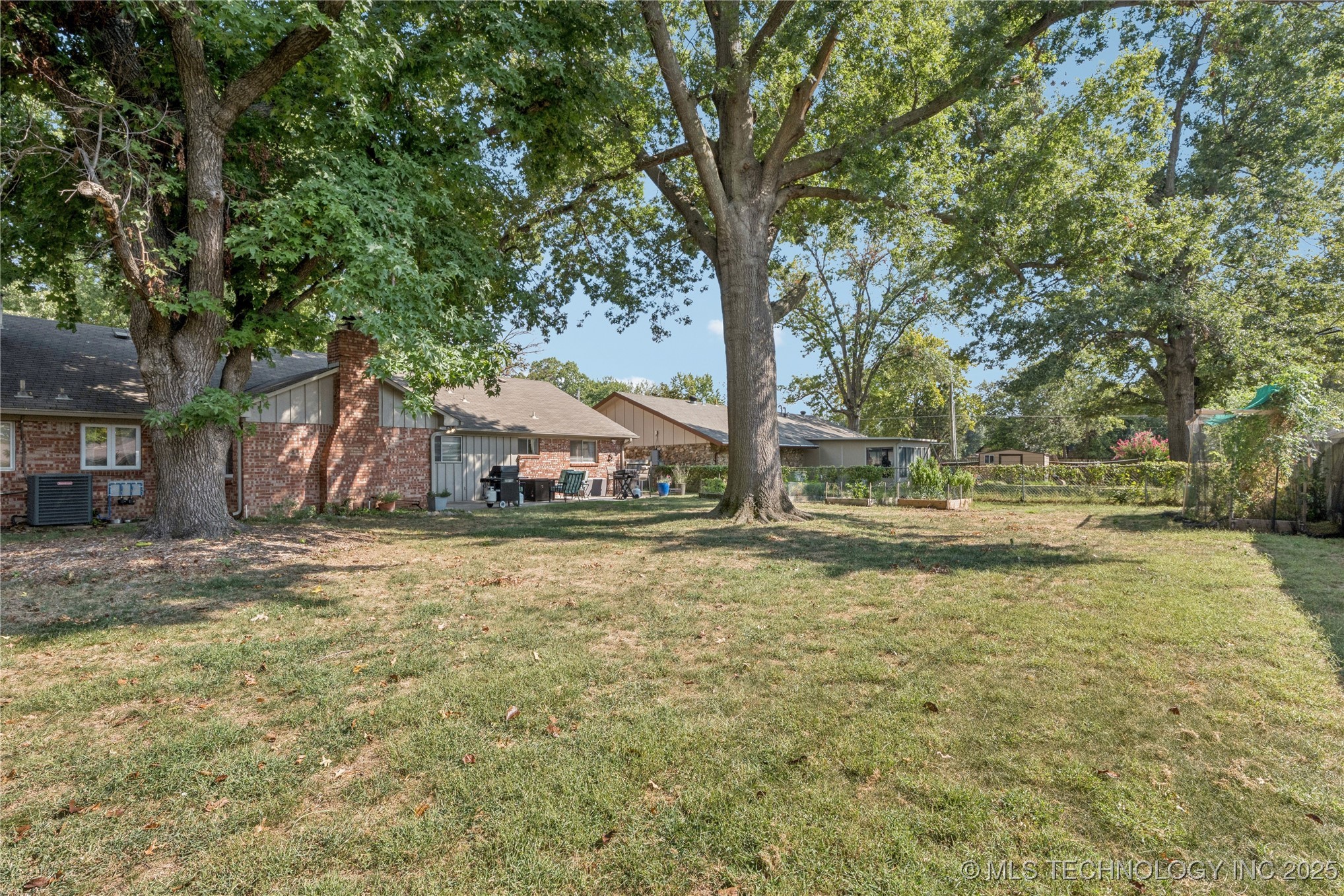 6016 S Irvington Avenue Property Photo 31