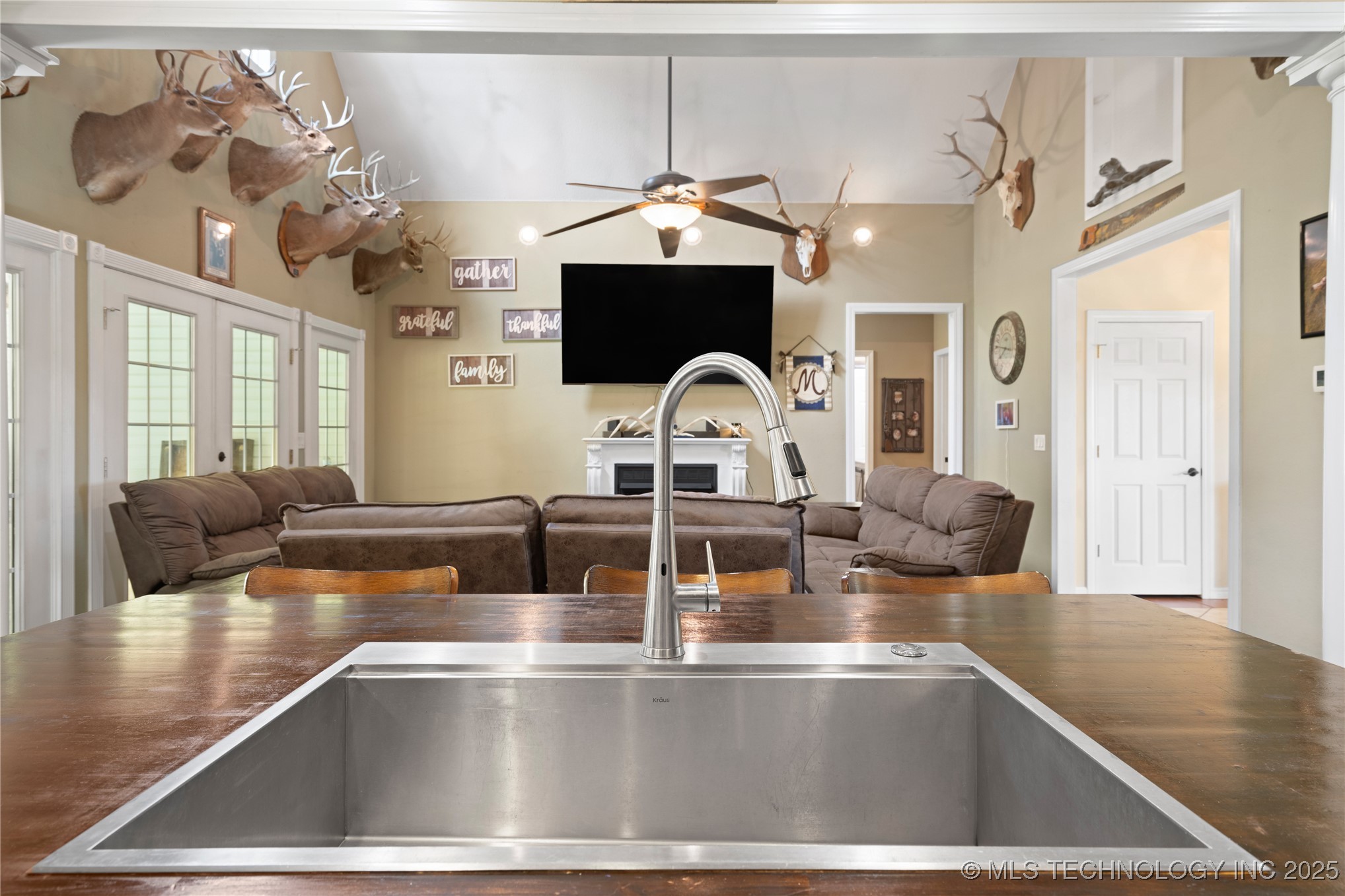 111736 S 4240 Road Property Photo 23