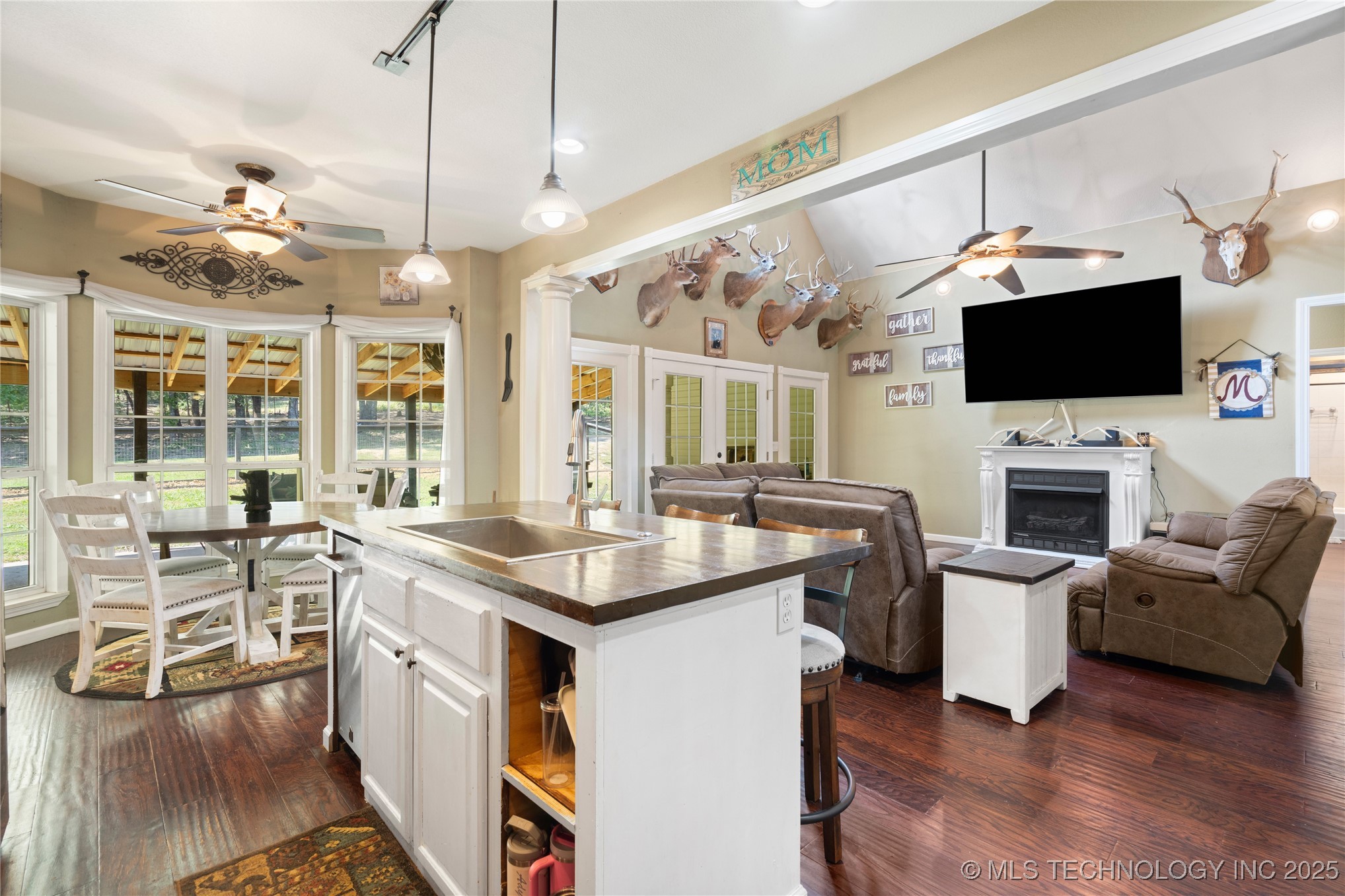 111736 S 4240 Road Property Photo 24