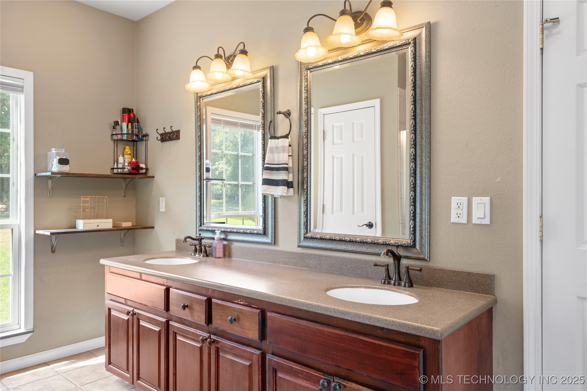 111736 S 4240 Road Property Photo 34