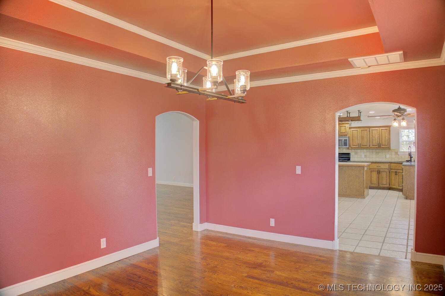 14025 S 261st East Avenue Property Photo 11
