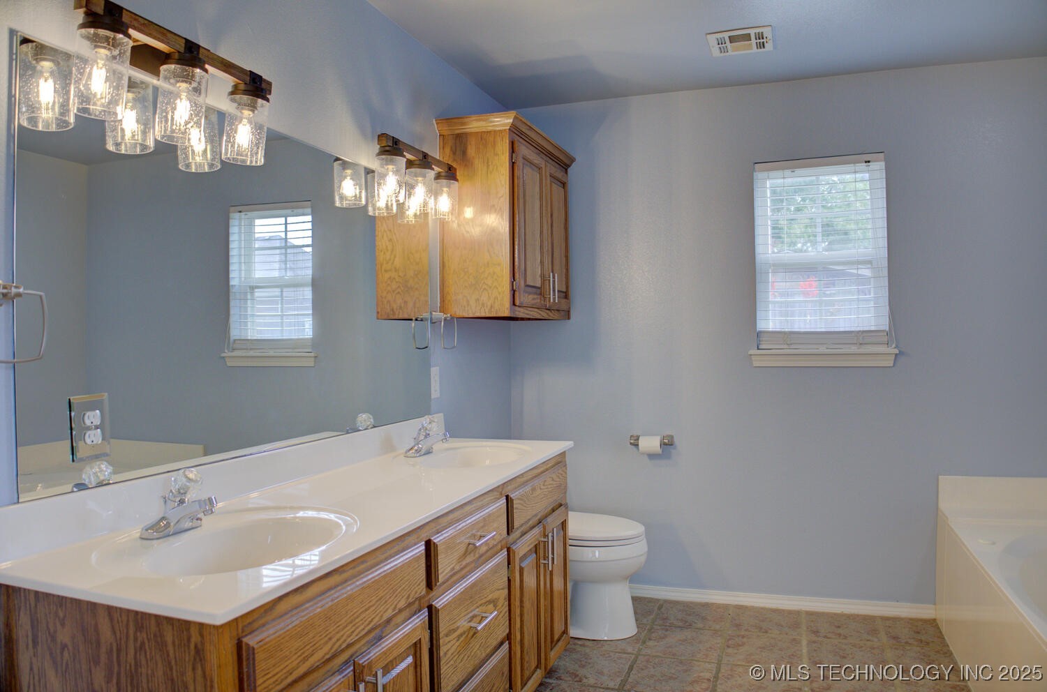 14025 S 261st East Avenue Property Photo 30