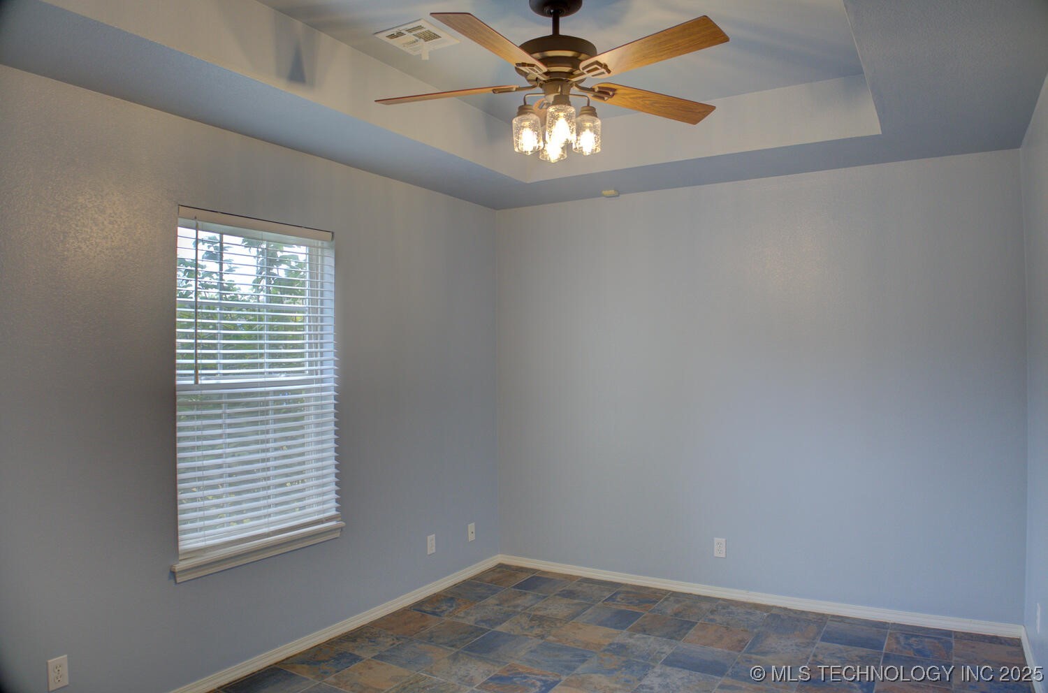 14025 S 261st East Avenue Property Photo 43