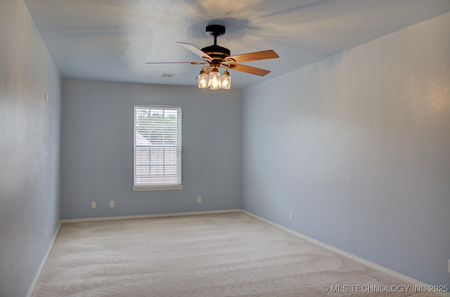 14025 S 261st East Avenue Property Photo 46