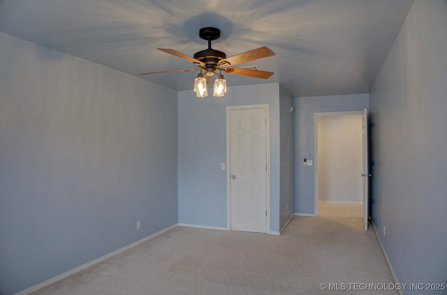 14025 S 261st East Avenue Property Photo 47