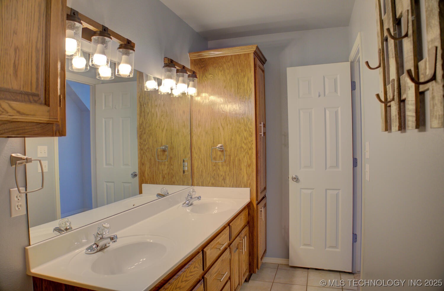 14025 S 261st East Avenue Property Photo 49